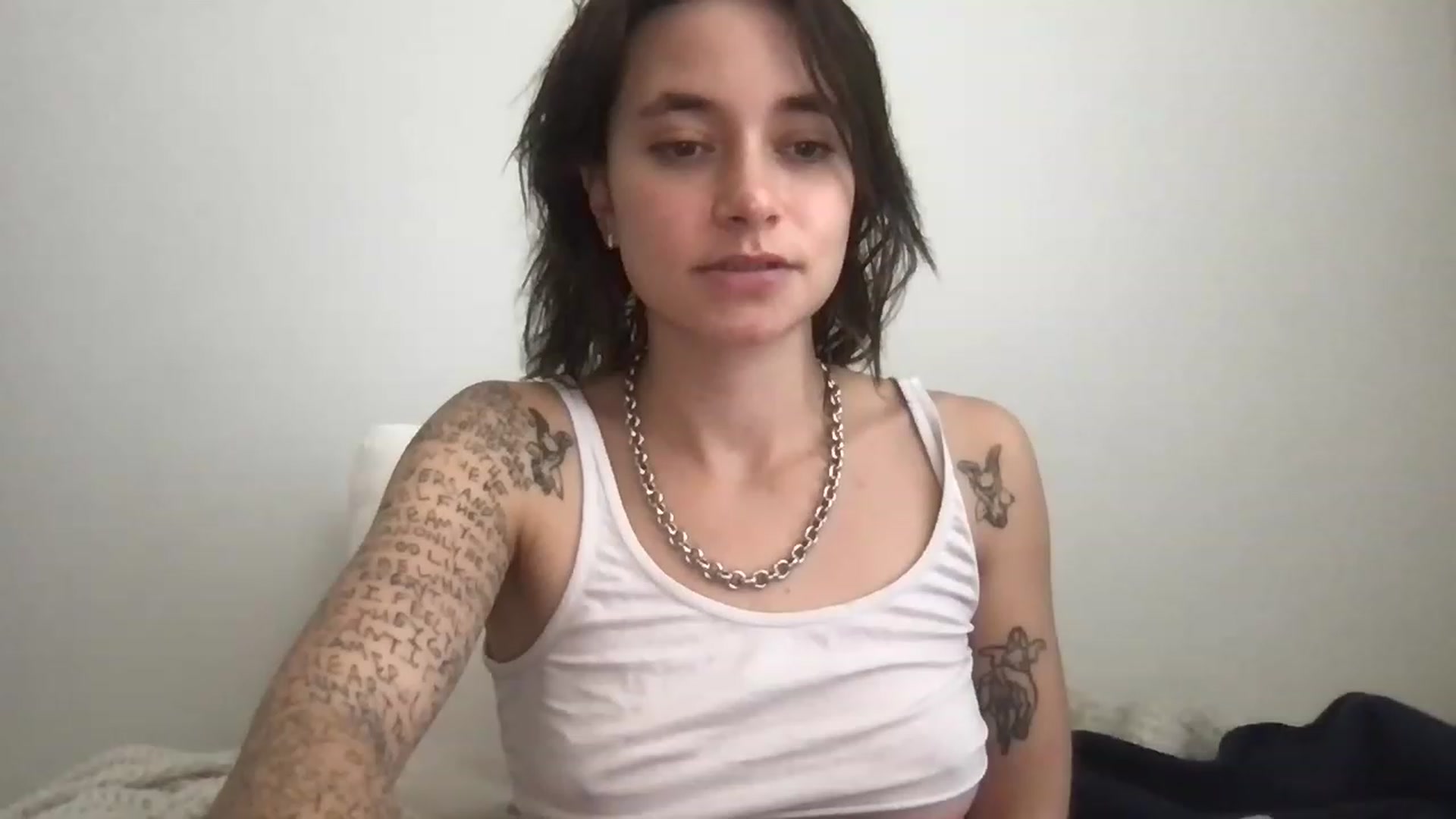Gallery image thumbnail from Norajeann's myfreecams stream on, 01/17/2023, 21:50 image 17 of 20