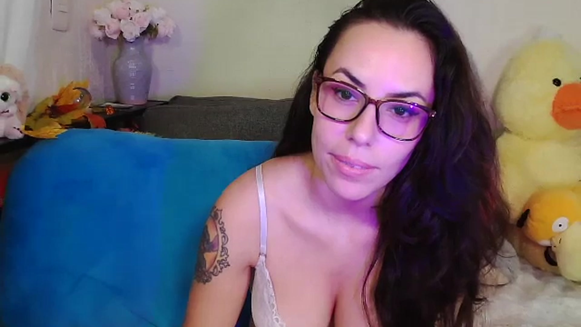 Gallery image thumbnail from Noramex's myfreecams stream on, 10/08/2024, 21:27 image 3 of 20