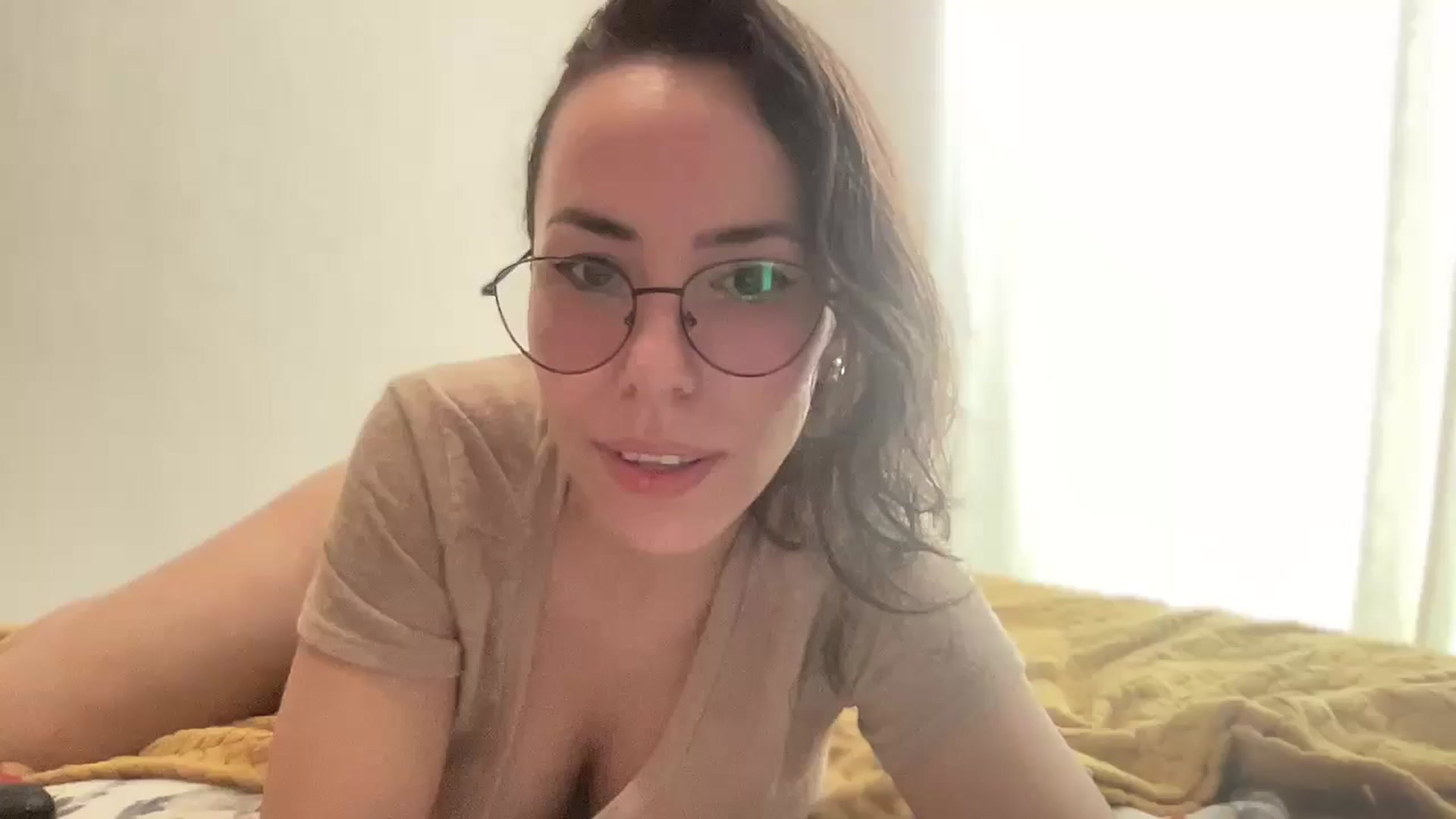 Gallery image thumbnail from Noramex's myfreecams stream on, 10/22/2024, 19:34 image 11 of 20