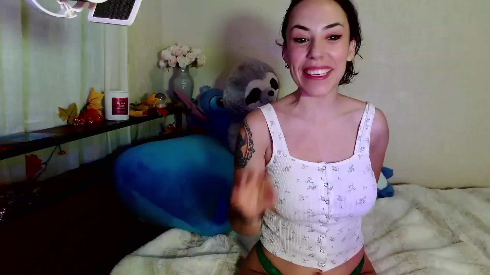 Gallery image thumbnail from Noramex's myfreecams stream on, 11/02/2024, 21:10 image 2 of 20