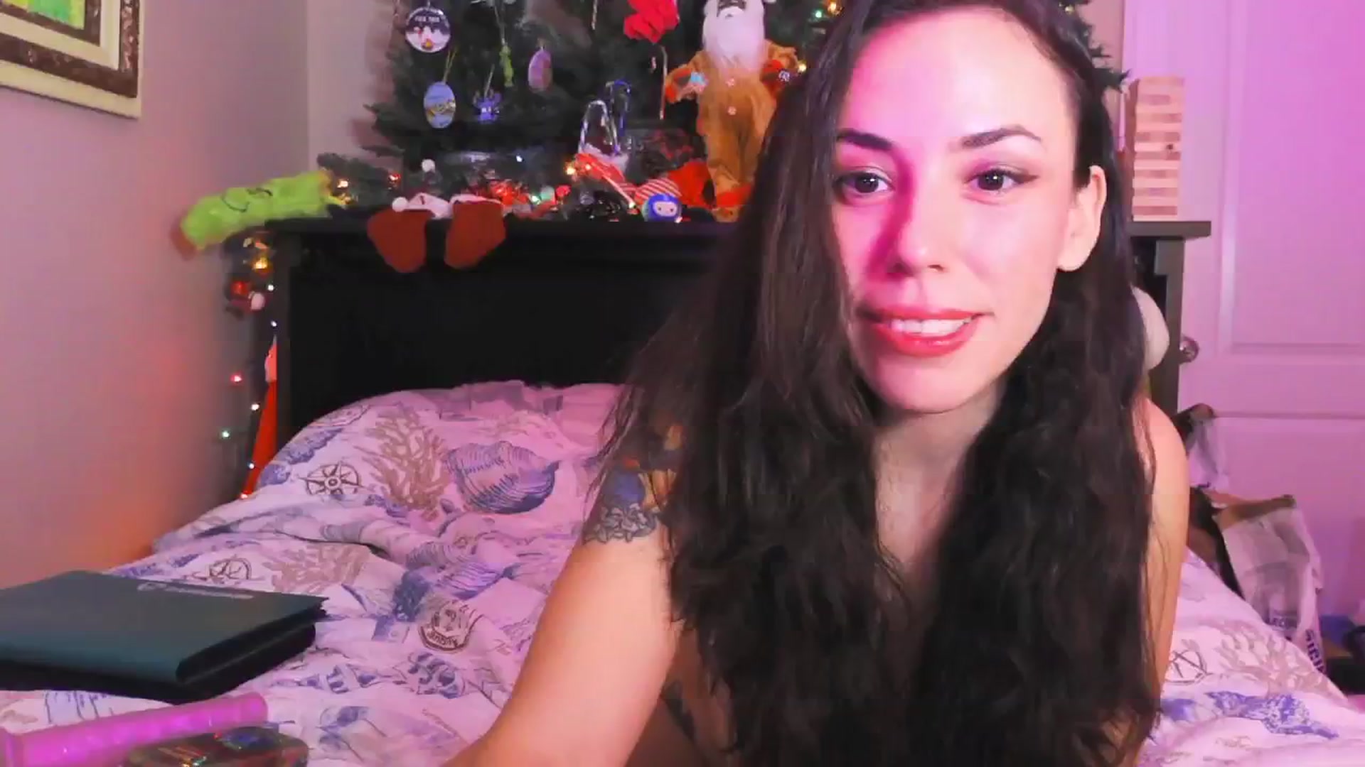 Gallery image thumbnail from Noramex's myfreecams stream on, 12/17/2024, 06:38 image 13 of 20