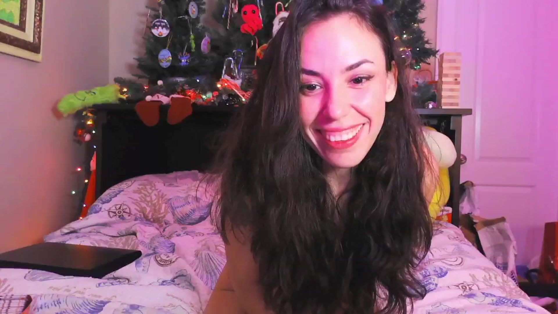 Gallery image thumbnail from Noramex's myfreecams stream on, 12/17/2024, 06:38 image 9 of 20