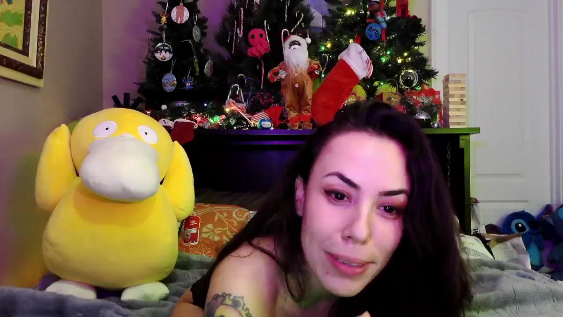 Gallery image thumbnail from Noramex's myfreecams stream on, 12/19/2024, 02:56 image 6 of 20