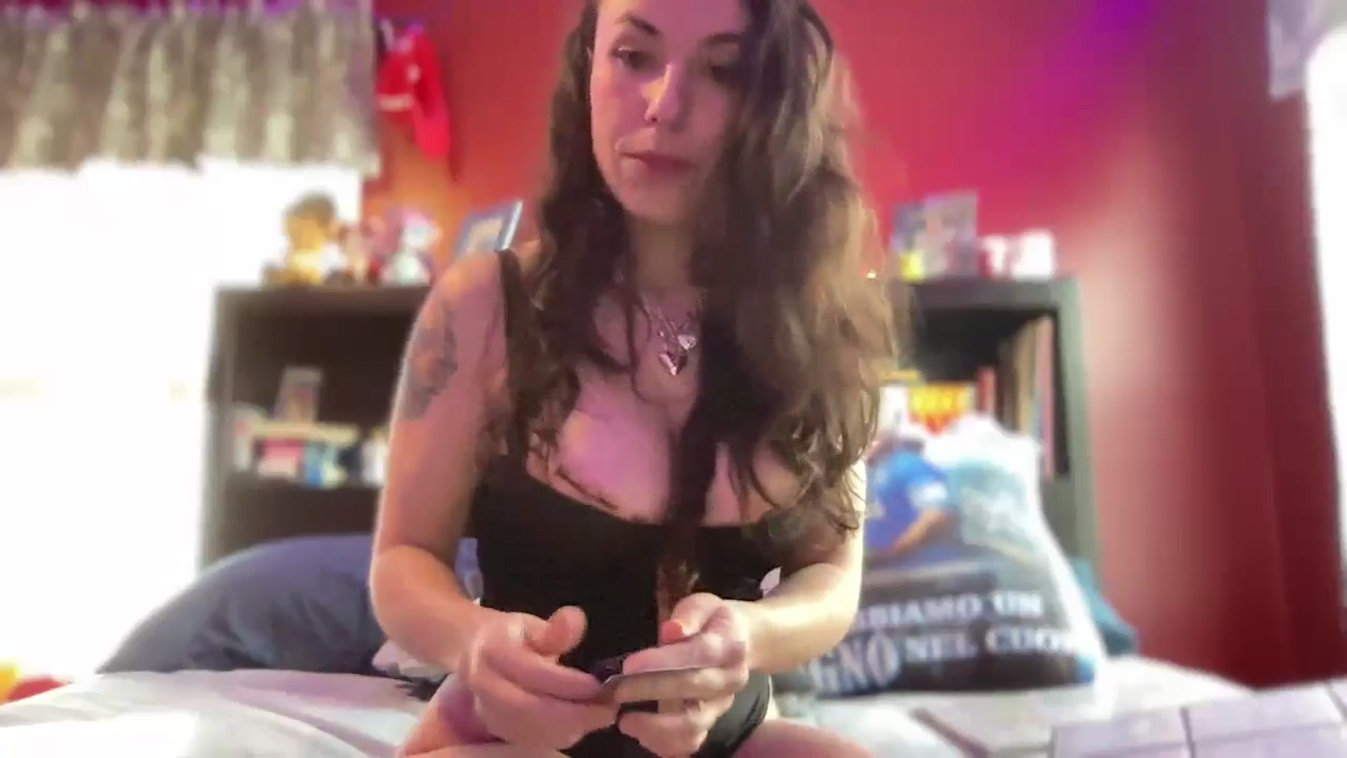 Gallery image thumbnail from Noramex's myfreecams stream on, 12/24/2024, 19:43 image 19 of 20