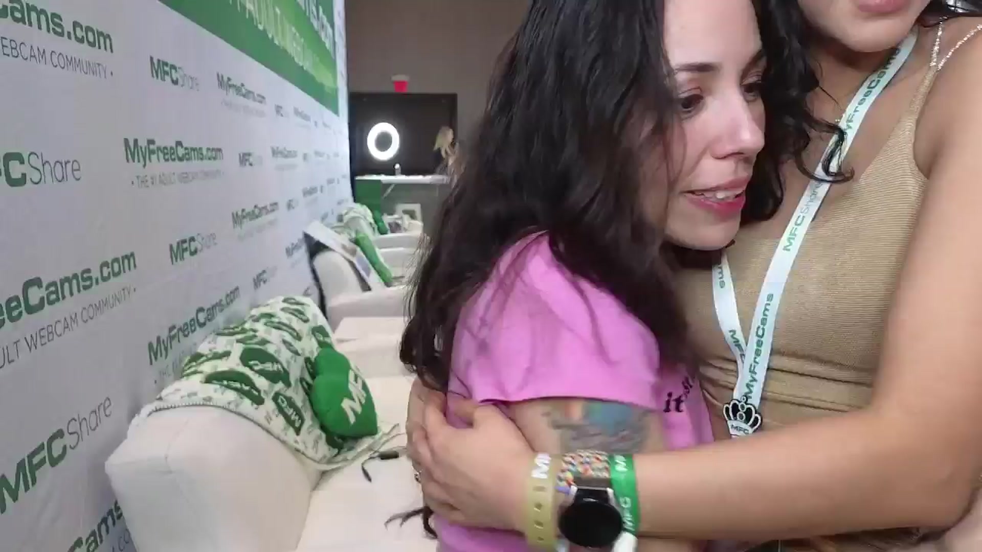Gallery image thumbnail from Noramex's myfreecams stream on, 01/22/2025, 23:40 image 16 of 20