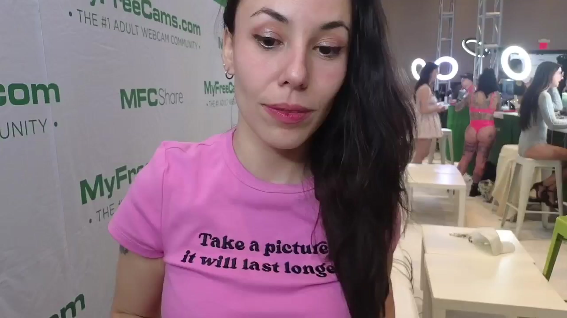 Gallery image thumbnail from Noramex's myfreecams stream on, 01/22/2025, 23:40 image 17 of 20