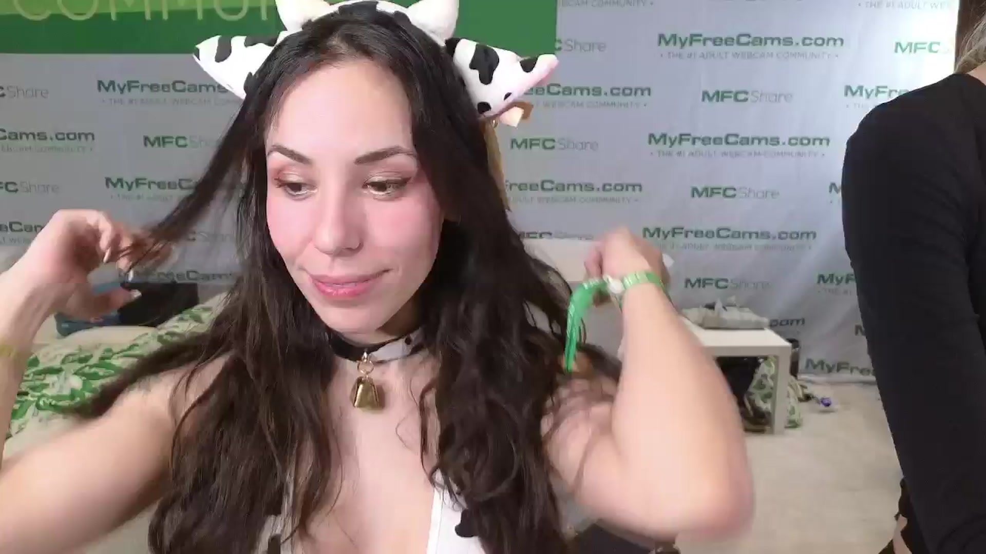 Gallery image thumbnail from Noramex's myfreecams stream on, 01/25/2025, 24:05 image 15 of 20