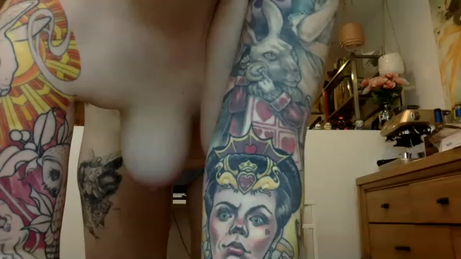 Gallery image thumbnail from Nordicdoll's myfreecams stream on, 04/15/2023, 23:29 image 5 of 20