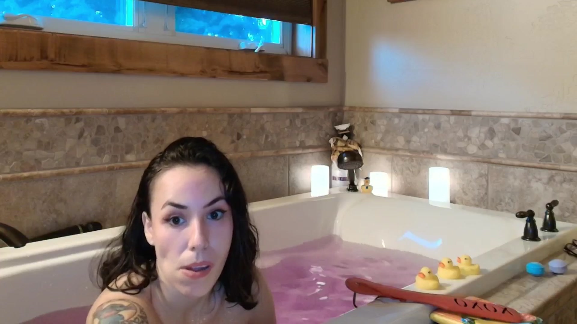 Gallery image thumbnail from Norita's myfreecams stream on, 06/28/2025, 04:20 image 11 of 20