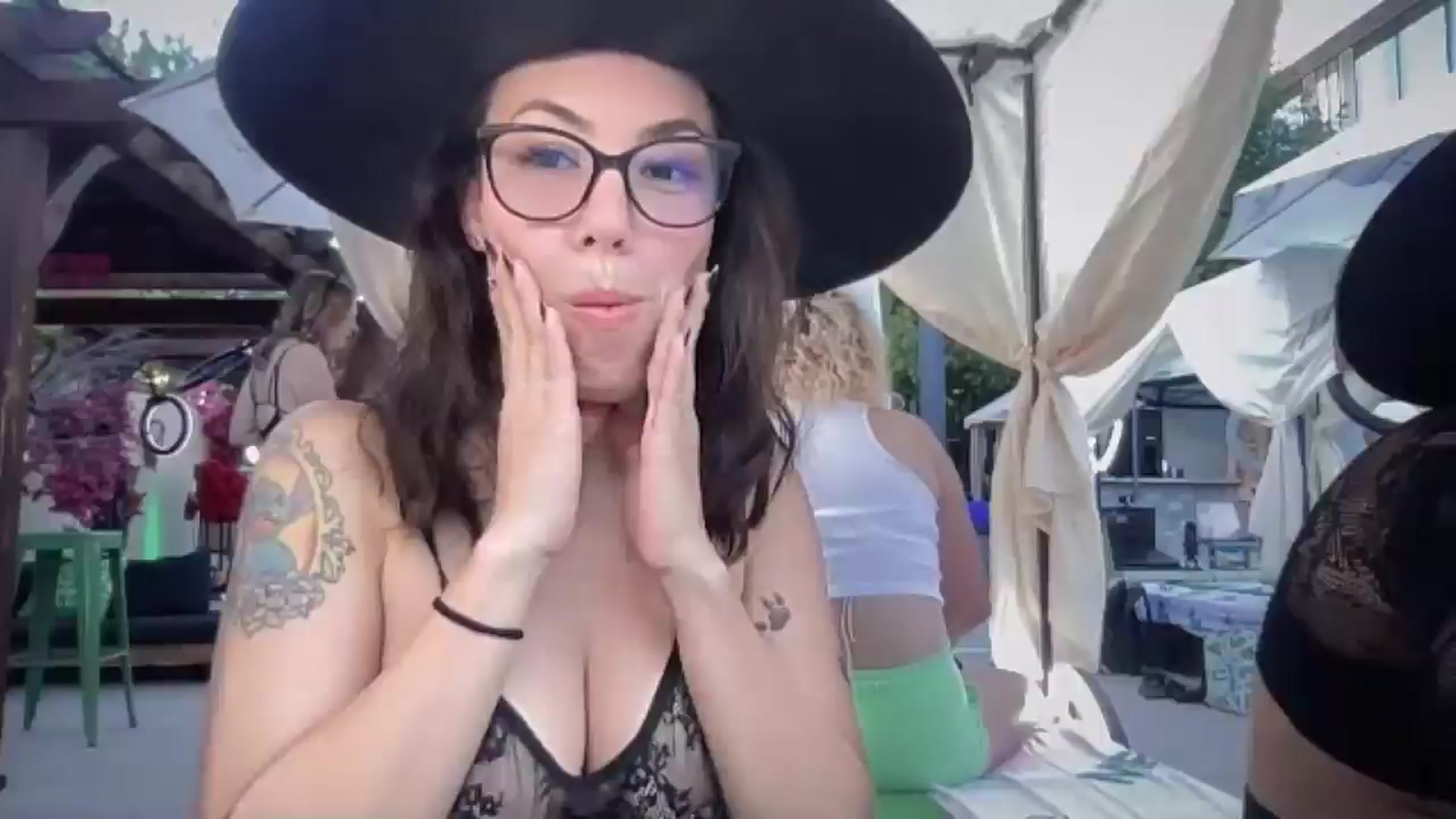 Gallery image thumbnail from Norita's myfreecams stream on, 10/08/2025, 02:53 image 1 of 20