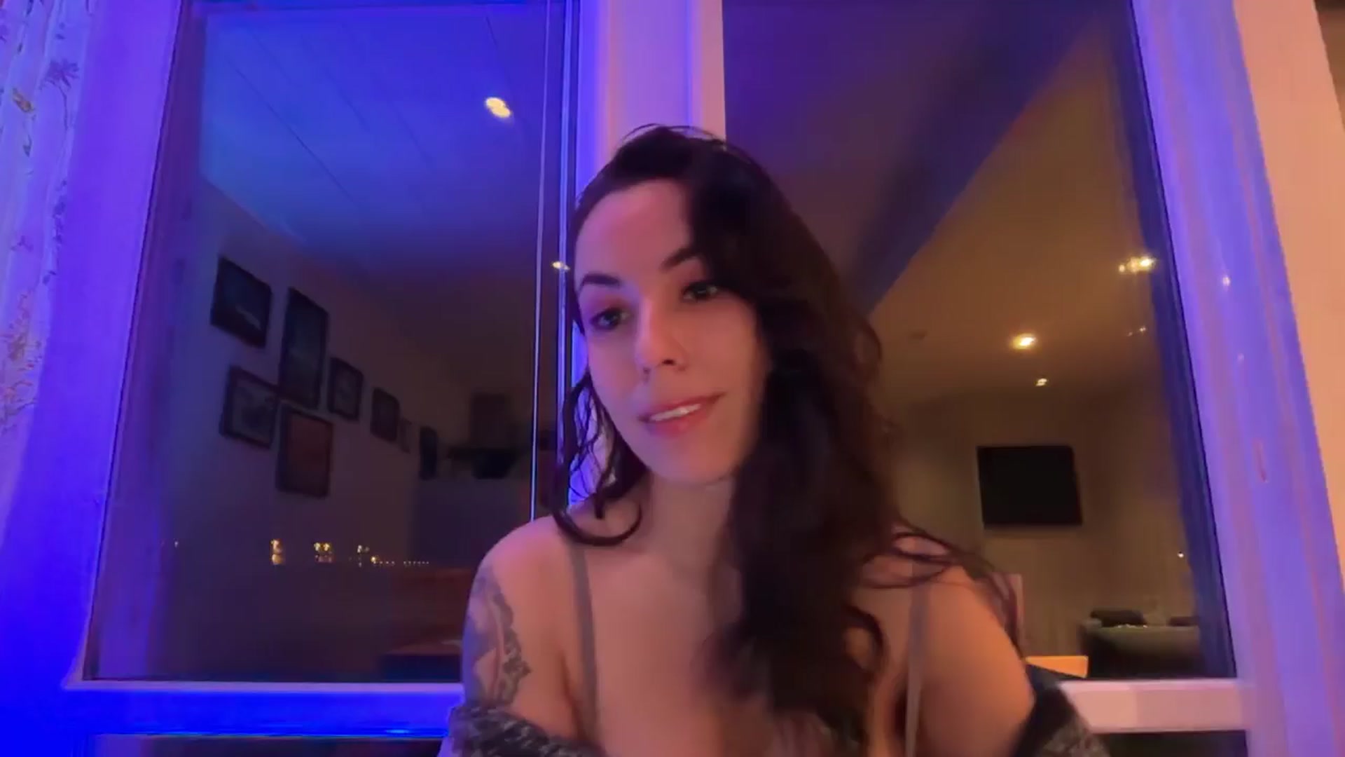 Gallery image thumbnail from Norita's myfreecams stream on, 11/06/2025, 05:17 image 1 of 20