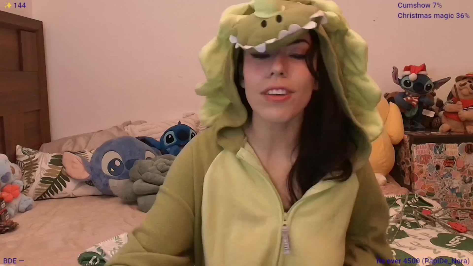 Gallery image thumbnail from Norita's myfreecams stream on, 12/17/2025, 05:20 image 1 of 20
