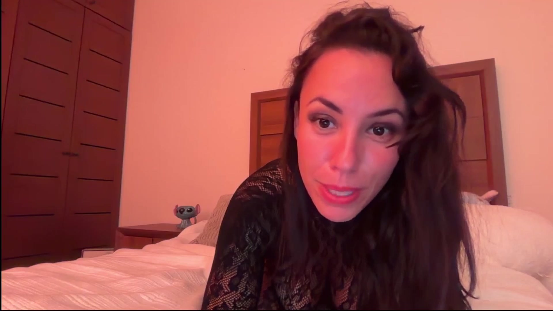 Gallery image thumbnail from Norita's myfreecams stream on, 04/04/2026, 06:06 image 7 of 20