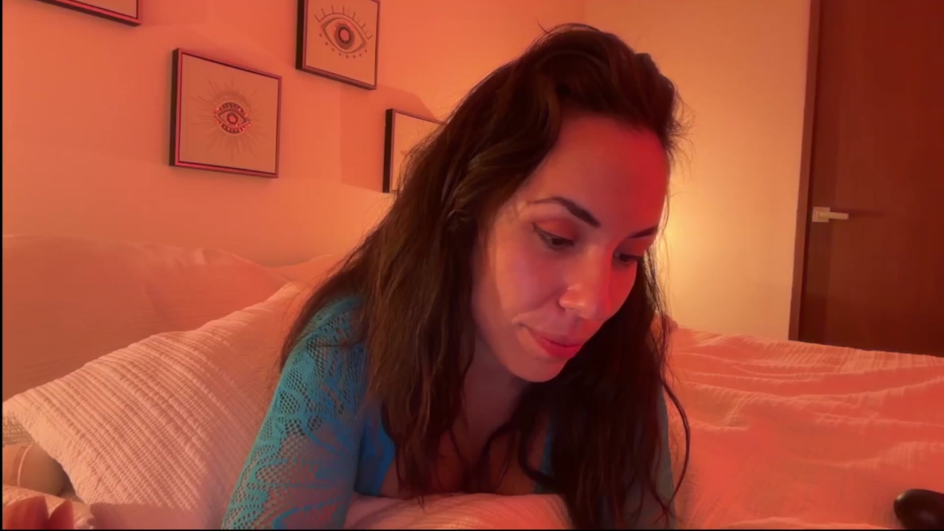 Gallery image thumbnail from Norita's myfreecams stream on, 04/05/2026, 08:02 image 17 of 20