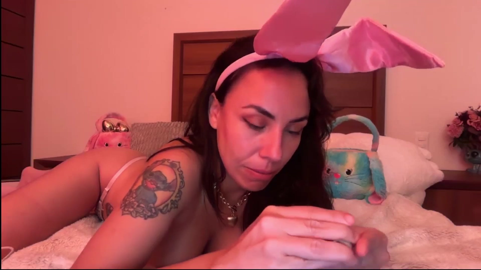 Gallery image thumbnail from Norita's myfreecams stream on, 04/06/2026, 06:34 image 11 of 20