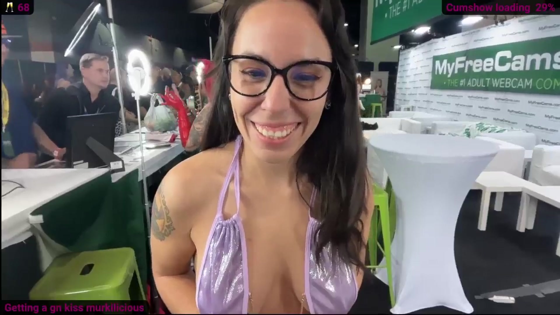 Gallery image thumbnail from Norita's myfreecams stream on, 04/12/2026, 24:52 image 16 of 20