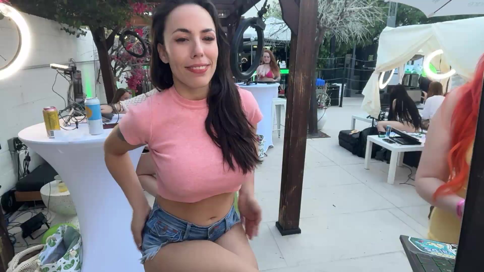 Gallery image thumbnail from Norita's myfreecams stream on, 05/20/2026, 02:06 image 2 of 20