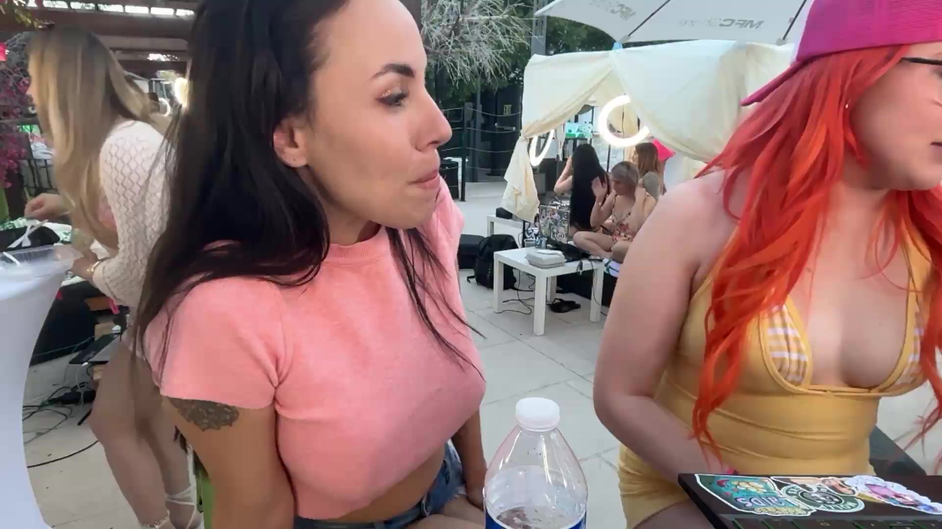 Gallery image thumbnail from Norita's myfreecams stream on, 05/20/2026, 02:06 image 19 of 20
