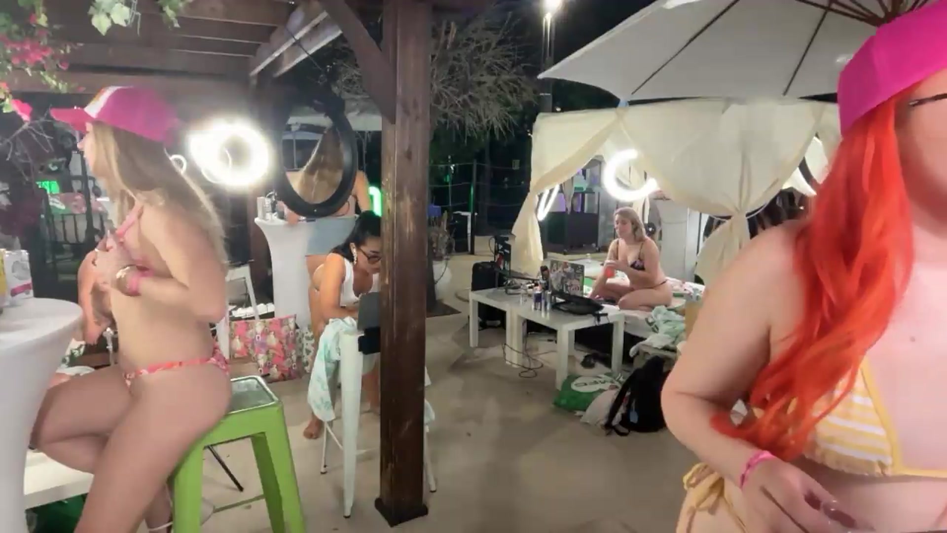 Gallery image thumbnail from Norita's myfreecams stream on, 05/20/2026, 04:33 image 12 of 20