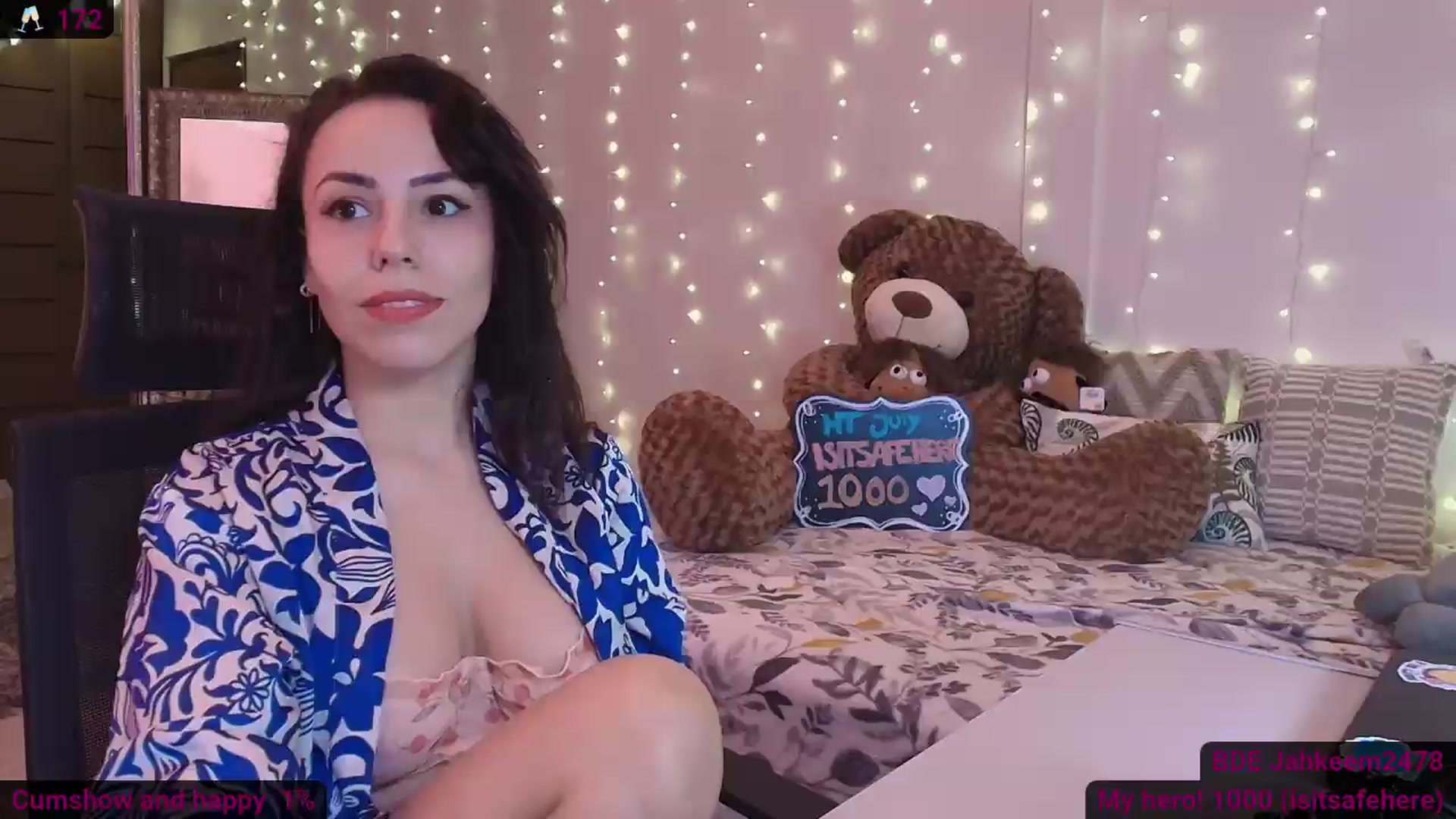 Gallery image thumbnail from Norita's myfreecams stream on, 07/08/2026, 03:18 image 18 of 20