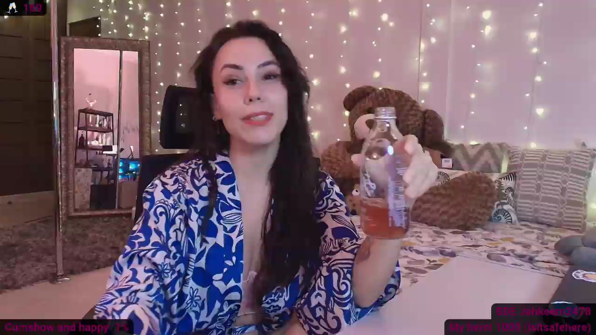 Gallery image thumbnail from Norita's myfreecams stream on, 07/08/2026, 03:18 image 10 of 20