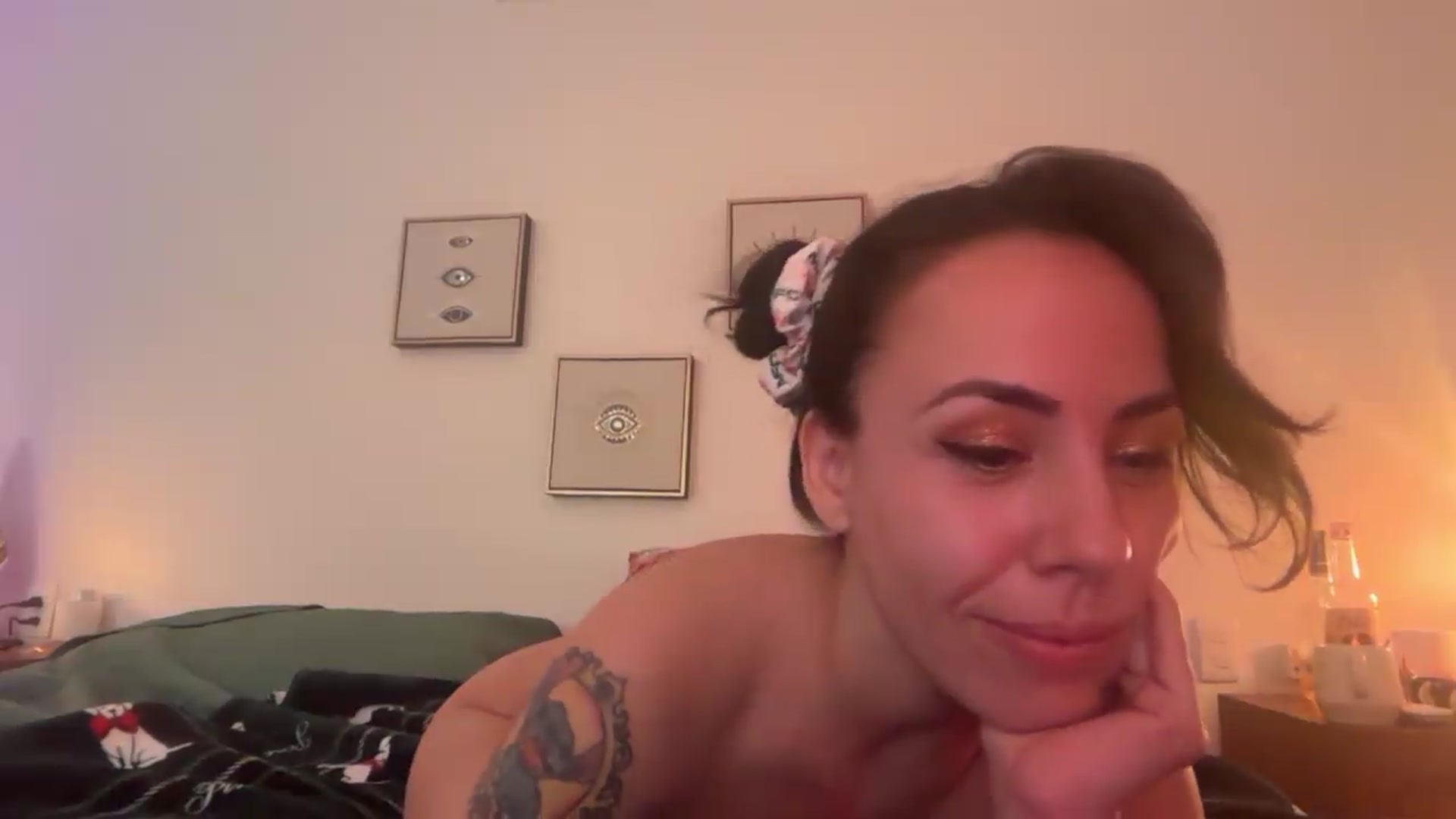Gallery image thumbnail from Norita's myfreecams stream on, 07/18/2026, 07:56 image 15 of 20