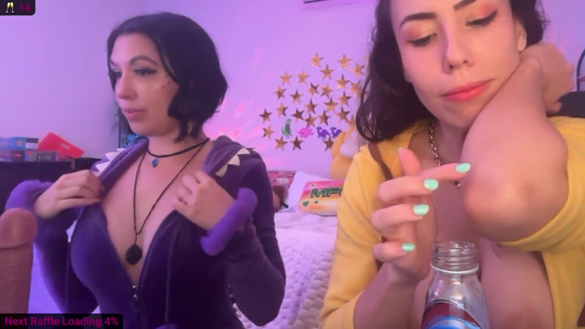 Gallery image thumbnail from Norita's myfreecams stream on, 09/29/2026, 05:31 image 6 of 20