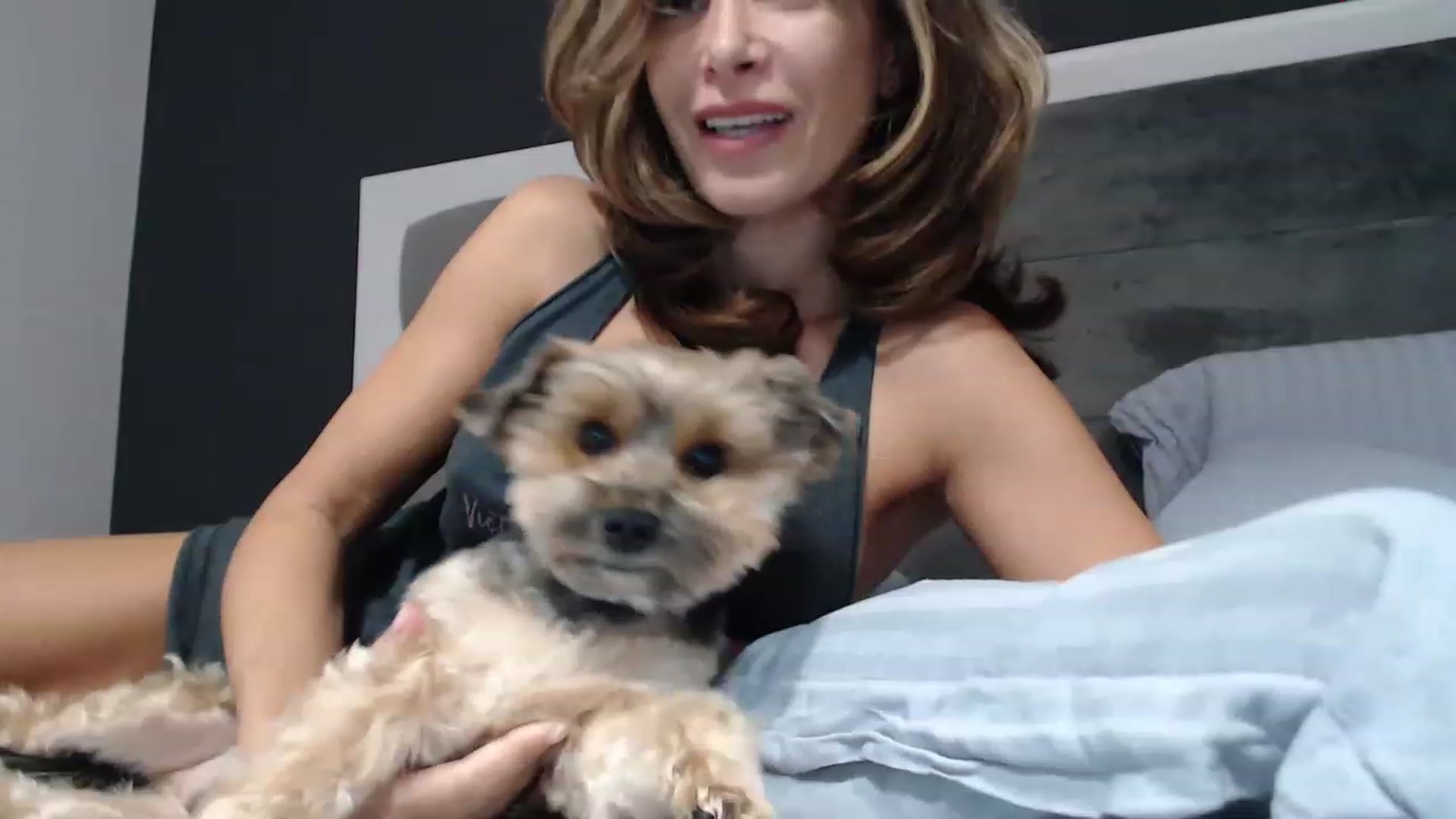 Gallery image thumbnail from NormalGirl's myfreecams stream on, 12/04/2022, 17:13 image 12 of 20