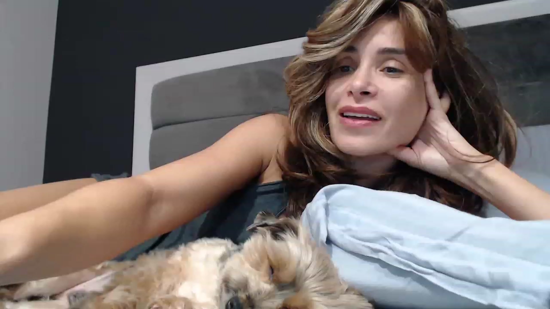 Gallery image thumbnail from NormalGirl's myfreecams stream on, 12/04/2022, 17:13 image 15 of 20