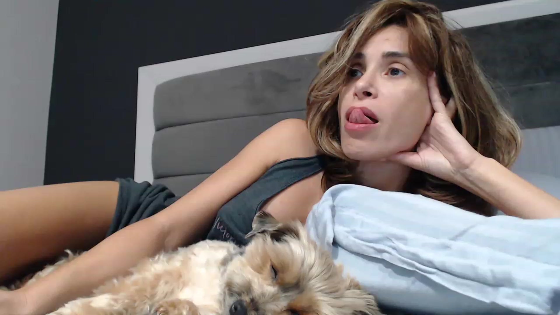 Gallery image thumbnail from NormalGirl's myfreecams stream on, 12/04/2022, 17:13 image 13 of 20