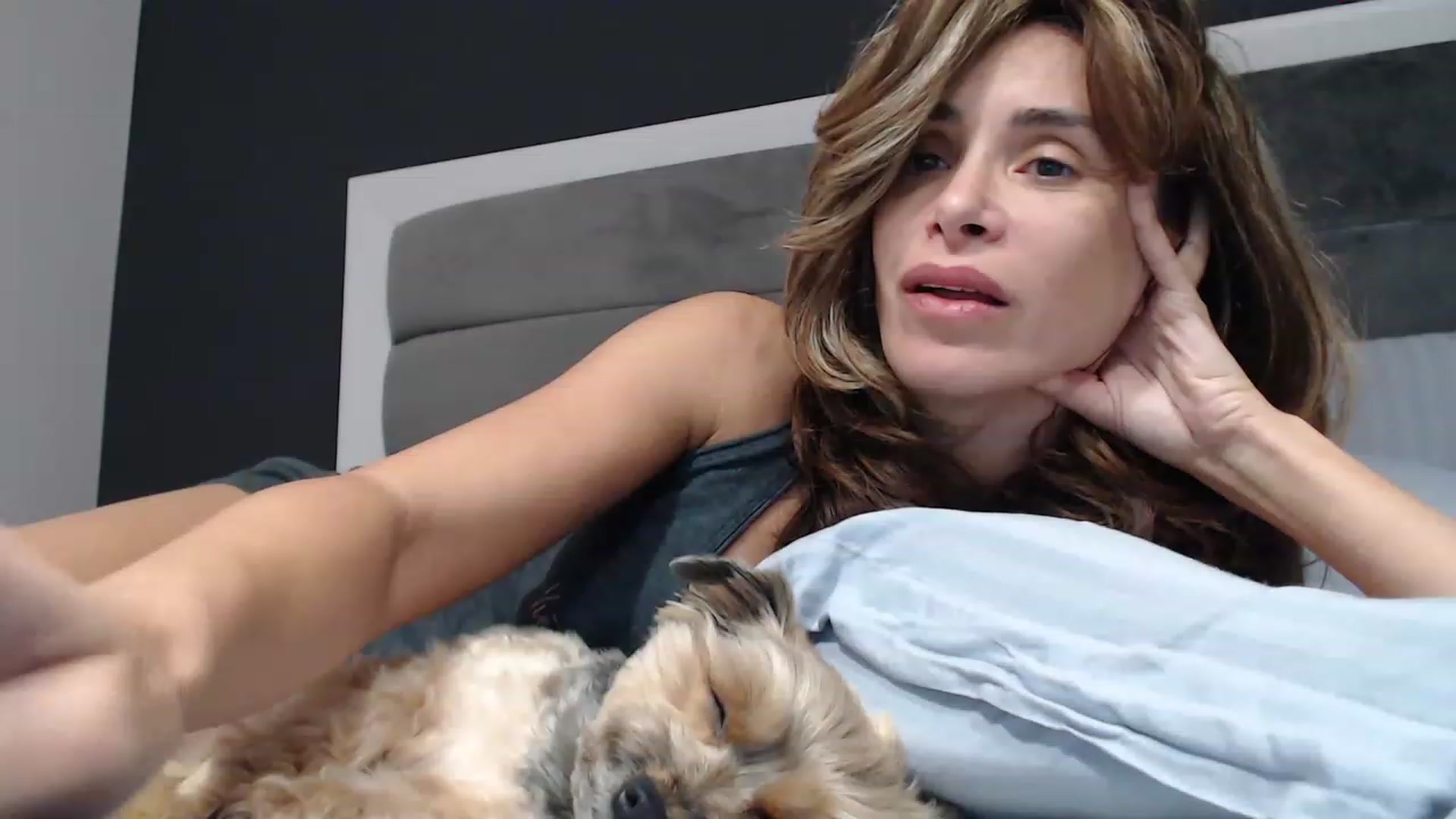 Gallery image thumbnail from NormalGirl's myfreecams stream on, 12/04/2022, 17:13 image 19 of 20