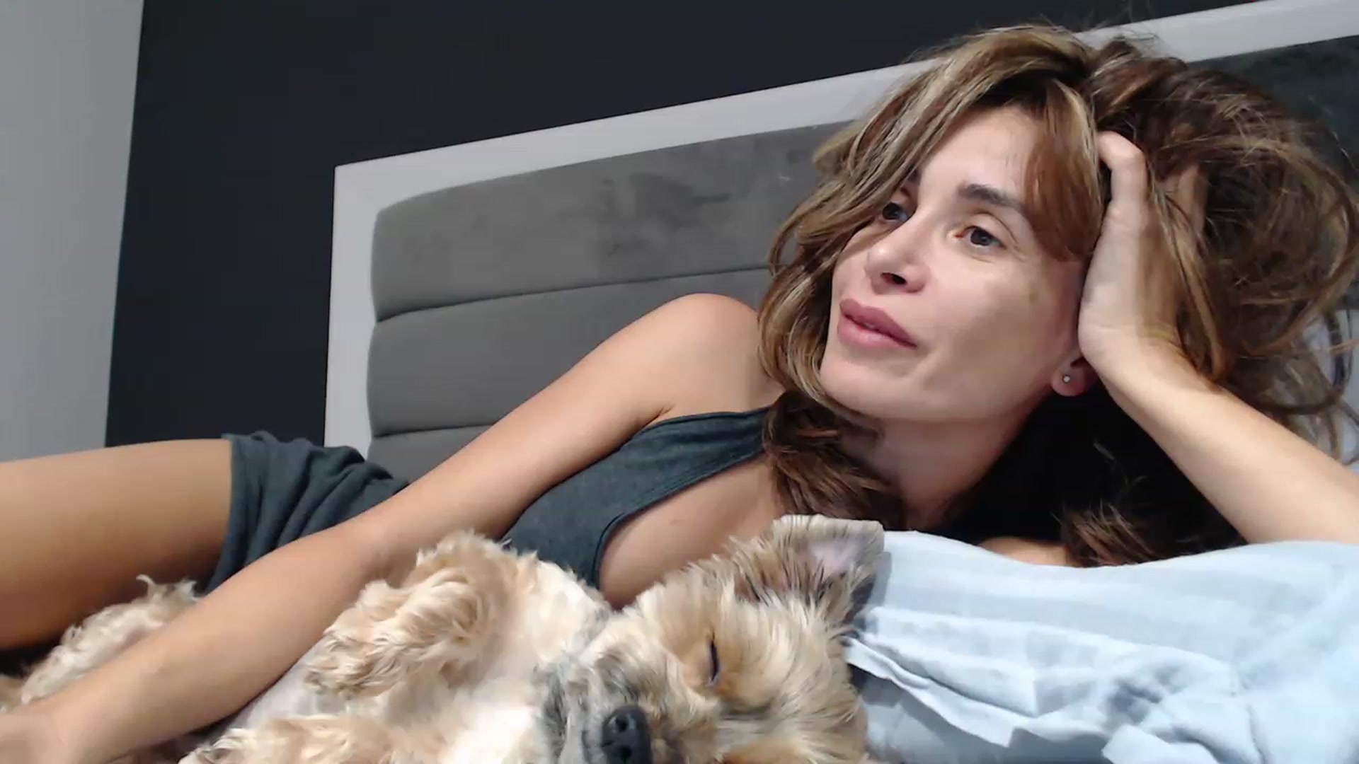 Gallery image thumbnail from NormalGirl's myfreecams stream on, 12/04/2022, 17:13 image 10 of 20