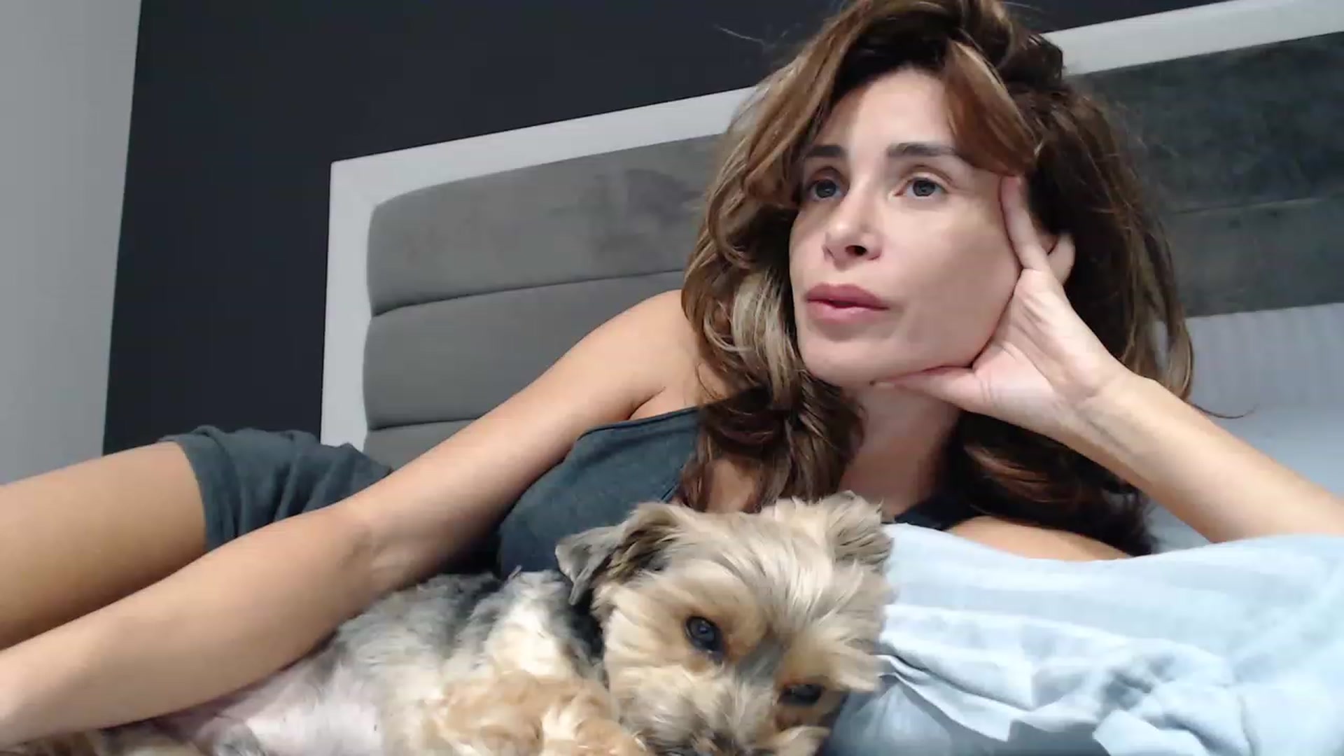 Gallery image thumbnail from NormalGirl's myfreecams stream on, 12/04/2022, 17:13 image 4 of 20