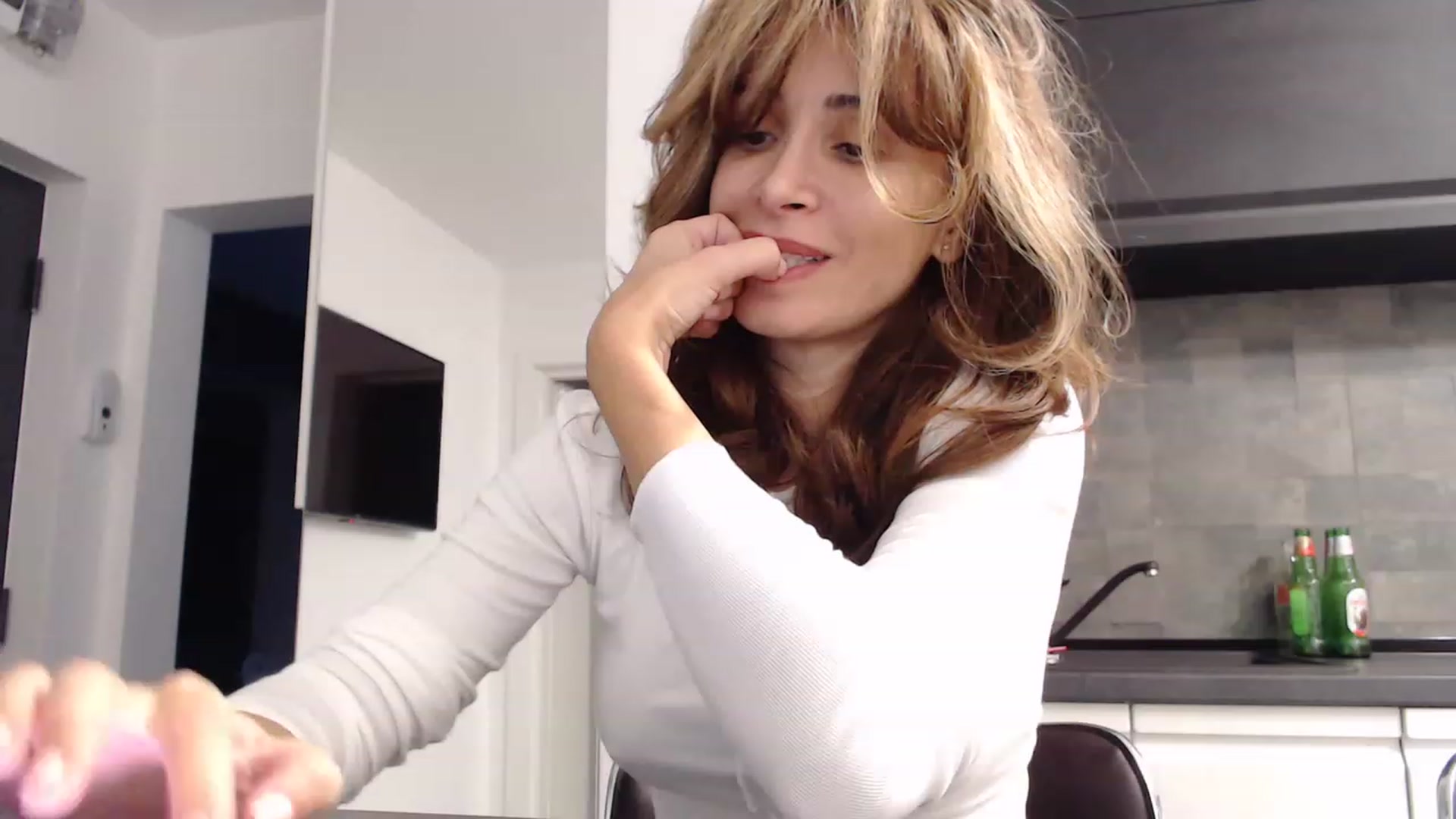 Gallery image thumbnail from NormalGirl's myfreecams stream on, 12/05/2022, 14:33 image 16 of 20