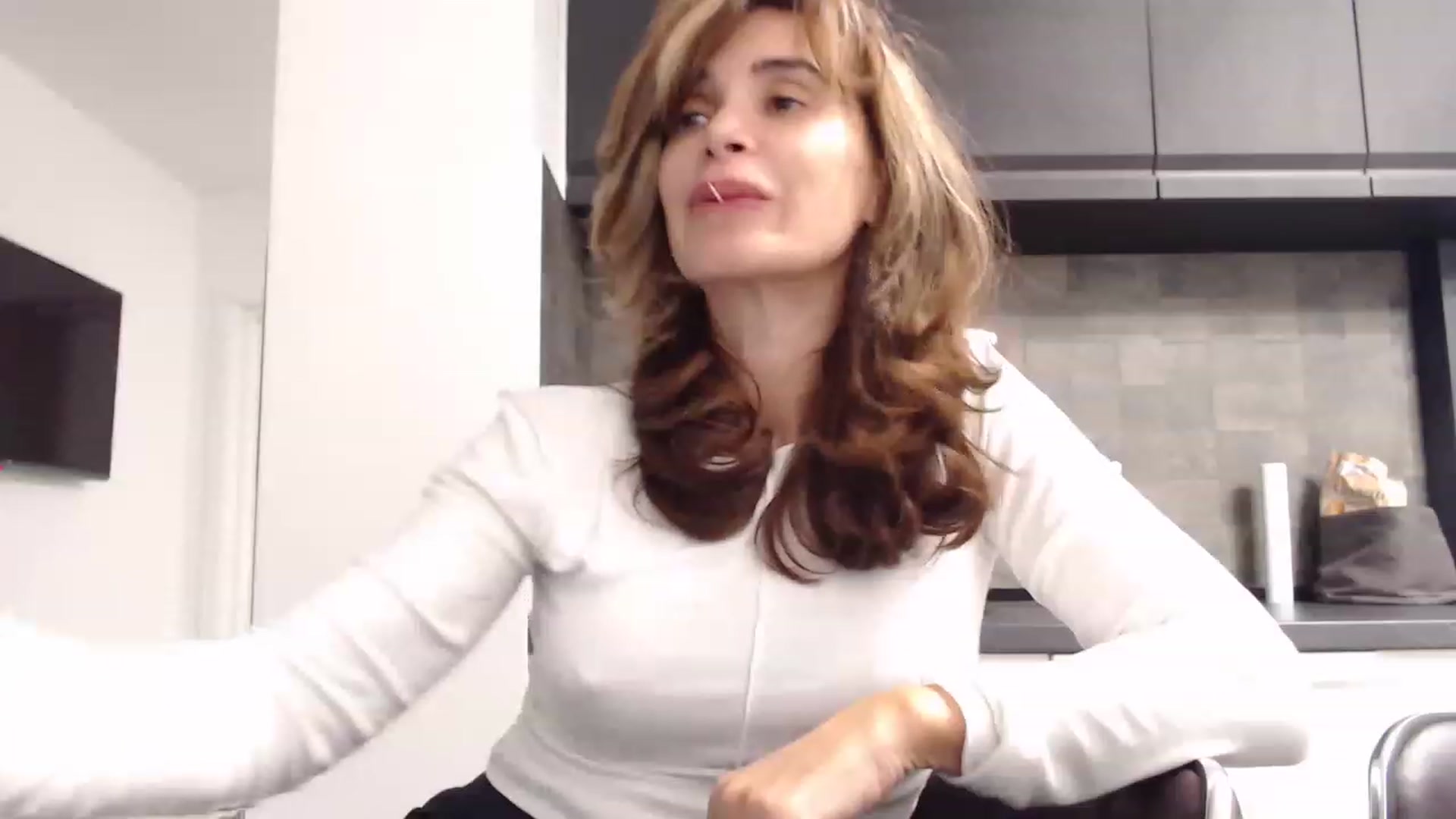 Gallery image thumbnail from NormalGirl's myfreecams stream on, 12/06/2022, 14:13 image 4 of 20