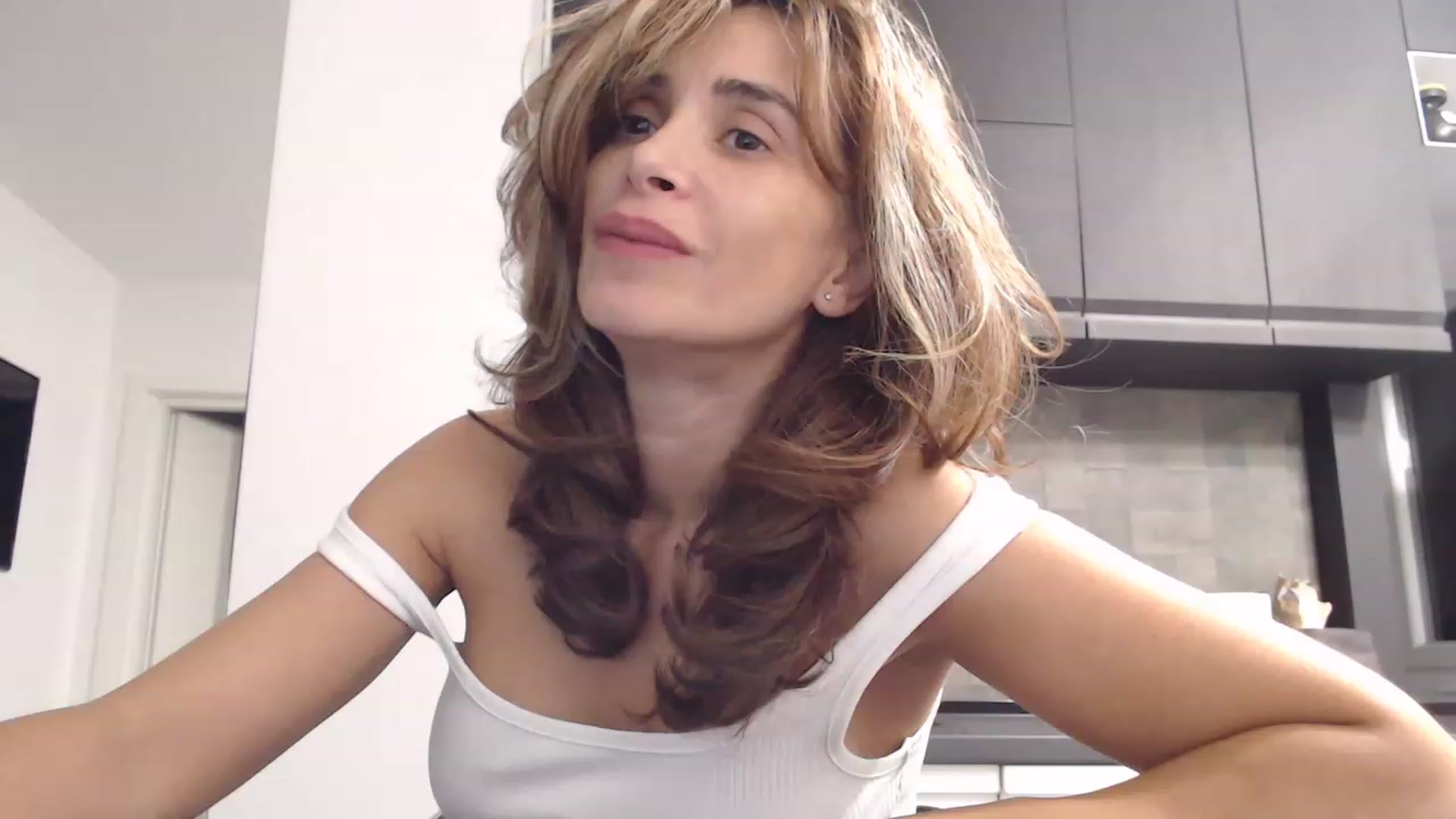 Gallery image thumbnail from NormalGirl's myfreecams stream on, 12/07/2022, 15:49 image 9 of 20