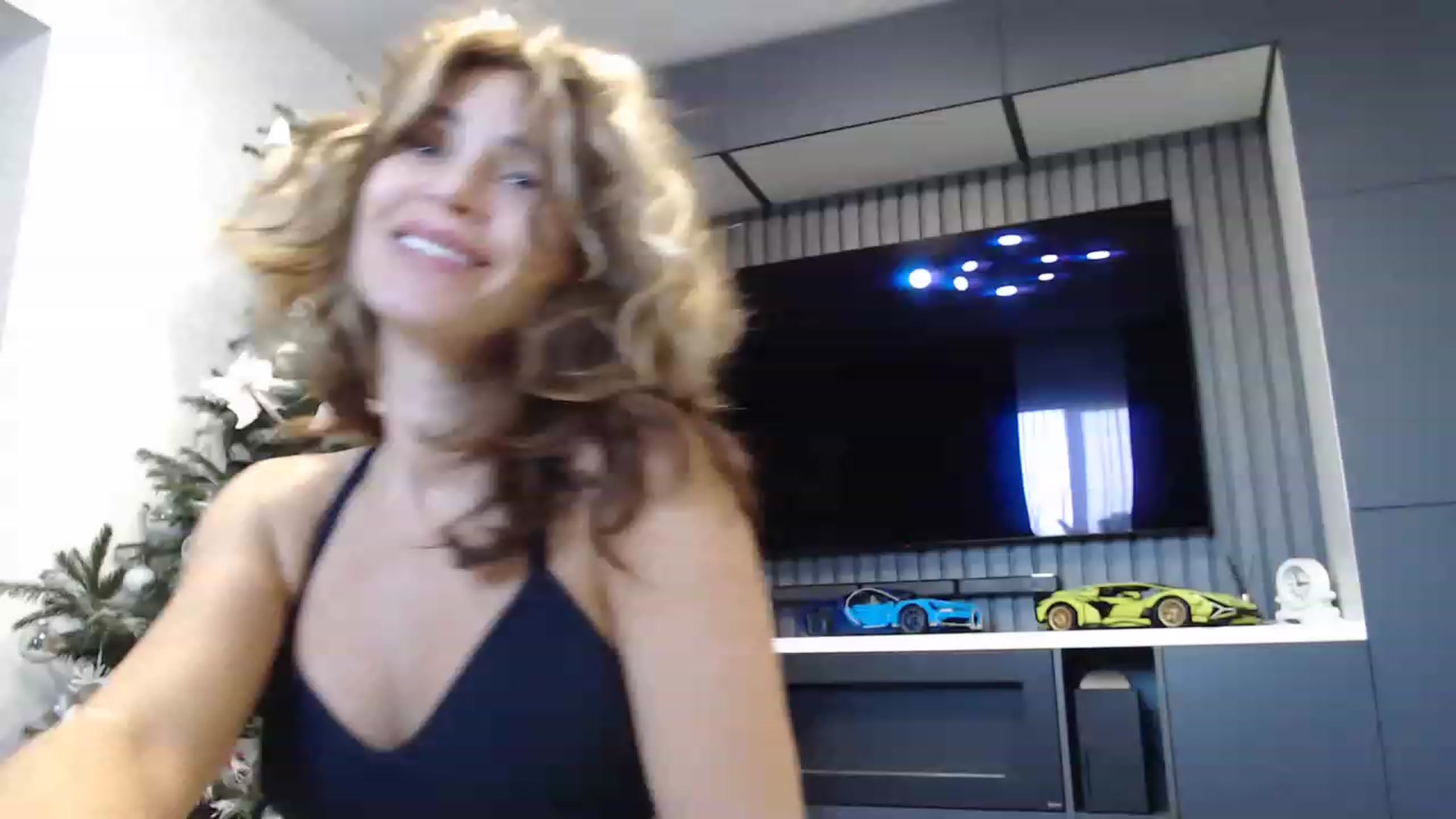 Gallery image thumbnail from NormalGirl's myfreecams stream on, 12/12/2022, 13:11 image 8 of 20