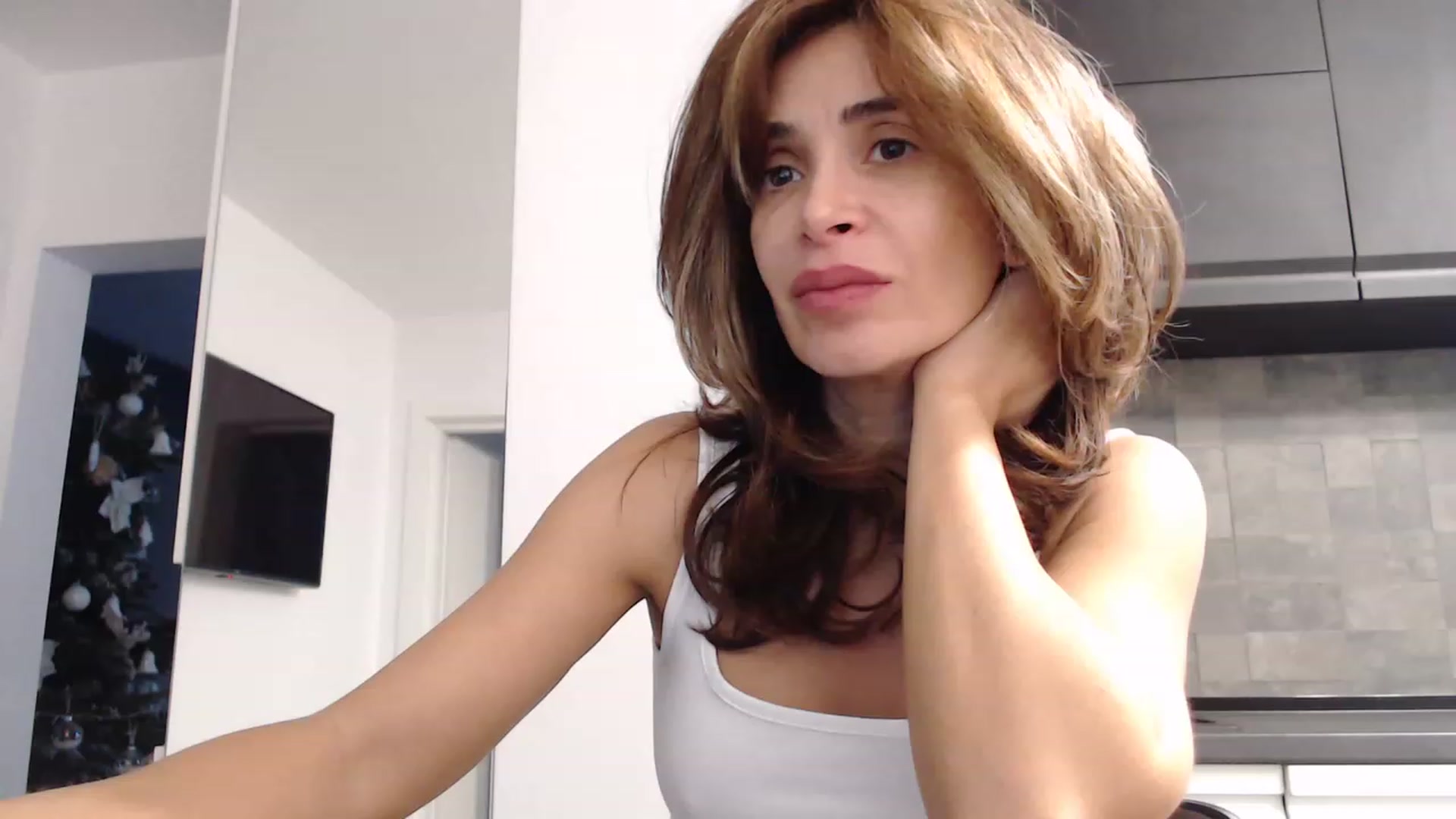 Gallery image thumbnail from NormalGirl's myfreecams stream on, 12/18/2022, 12:46 image 3 of 20