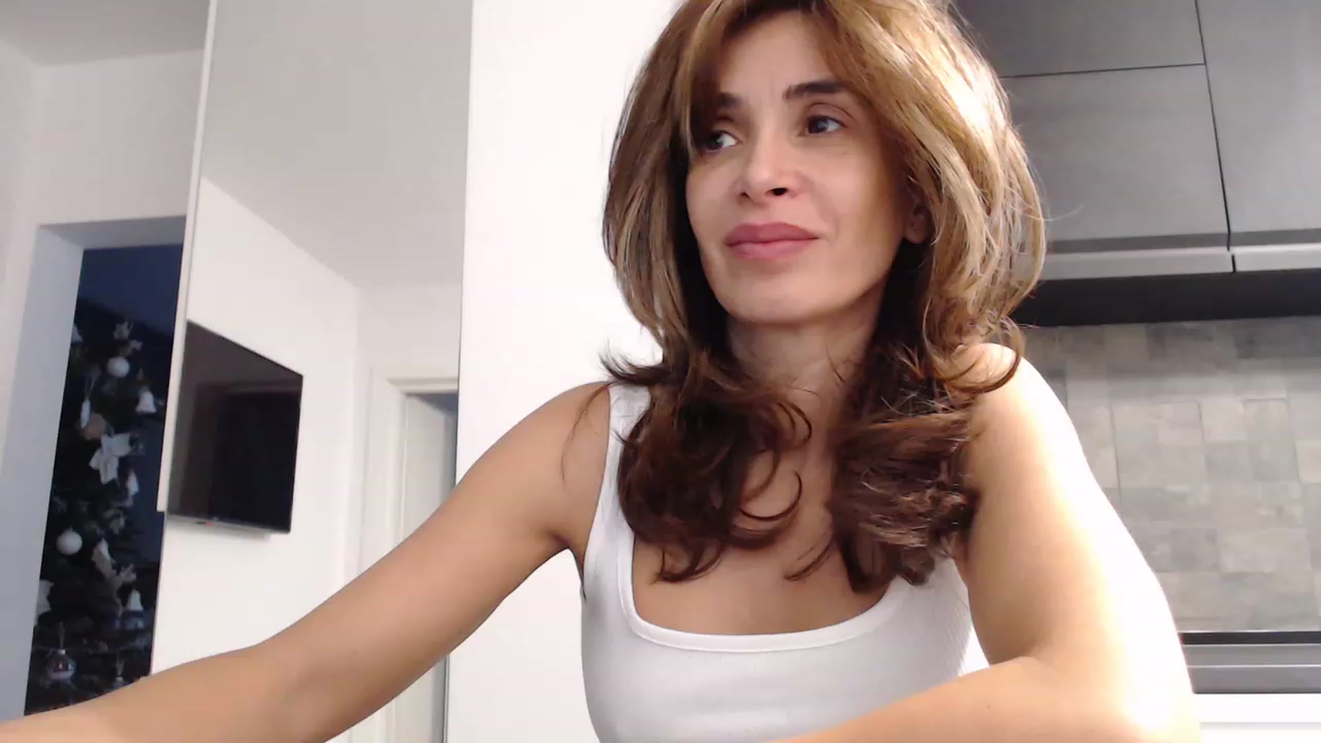 Gallery image thumbnail from NormalGirl's myfreecams stream on, 12/18/2022, 12:46 image 5 of 20
