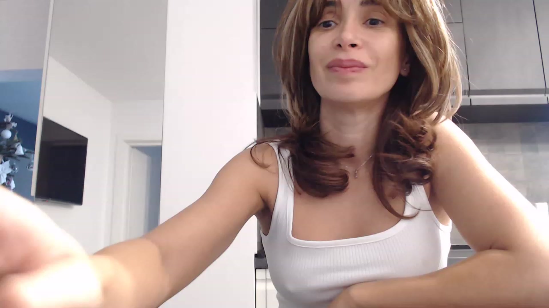 Gallery image thumbnail from NormalGirl's myfreecams stream on, 12/22/2022, 13:04 image 3 of 20