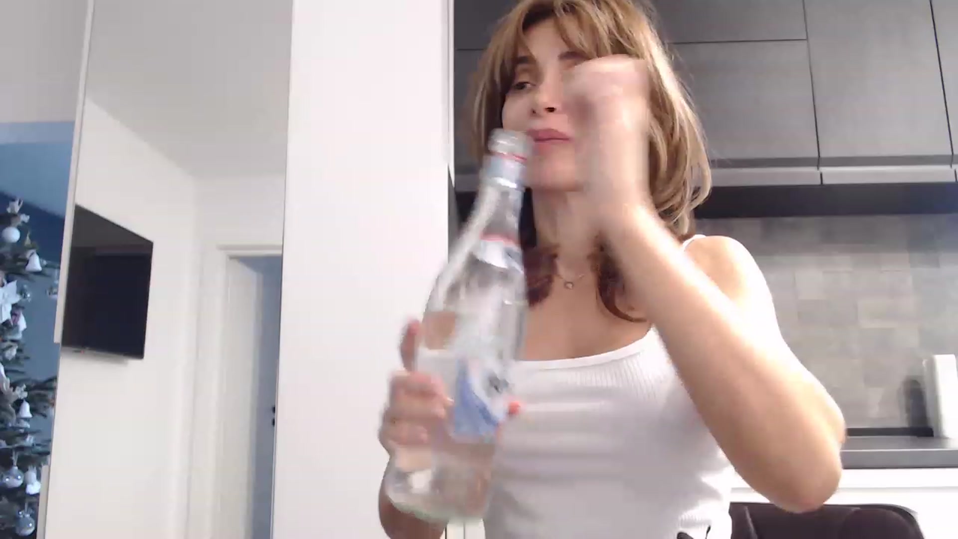 Gallery image thumbnail from NormalGirl's myfreecams stream on, 12/22/2022, 13:04 image 4 of 20