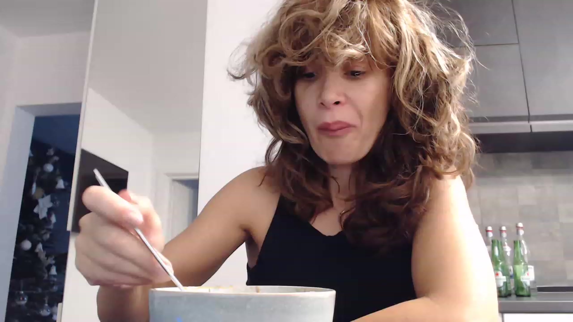 Gallery image thumbnail from NormalGirl's myfreecams stream on, 12/23/2022, 06:50 image 2 of 20