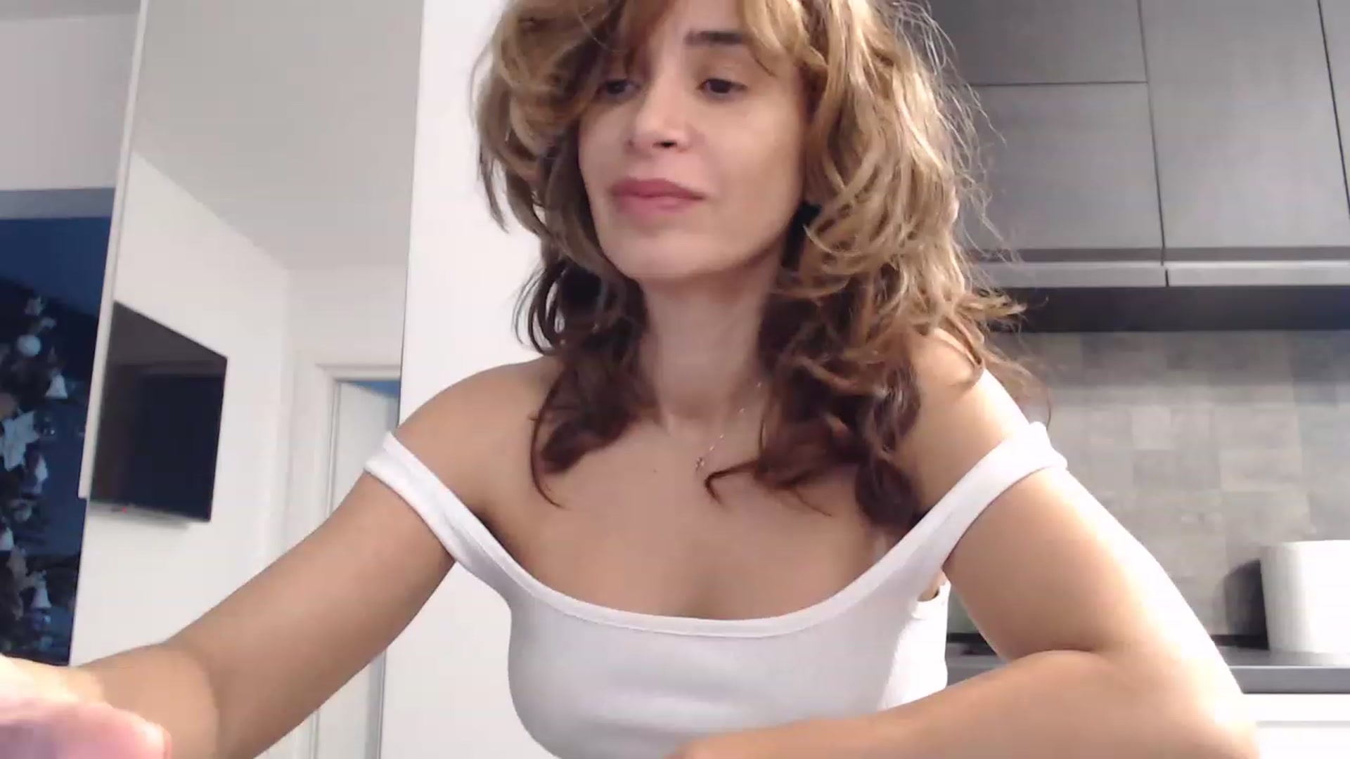 Gallery image thumbnail from NormalGirl's myfreecams stream on, 12/25/2022, 06:55 image 9 of 20