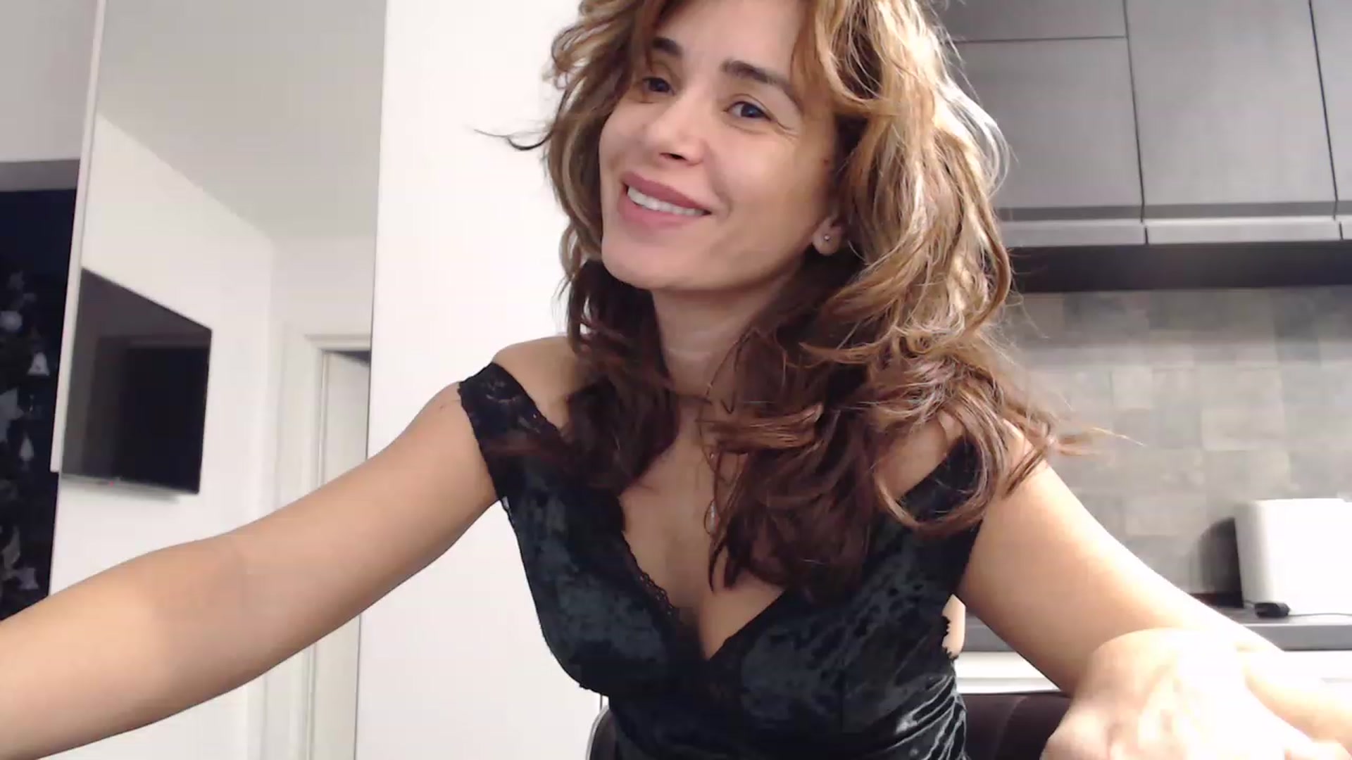 Gallery image thumbnail from NormalGirl's myfreecams stream on, 12/27/2022, 06:49 image 6 of 20