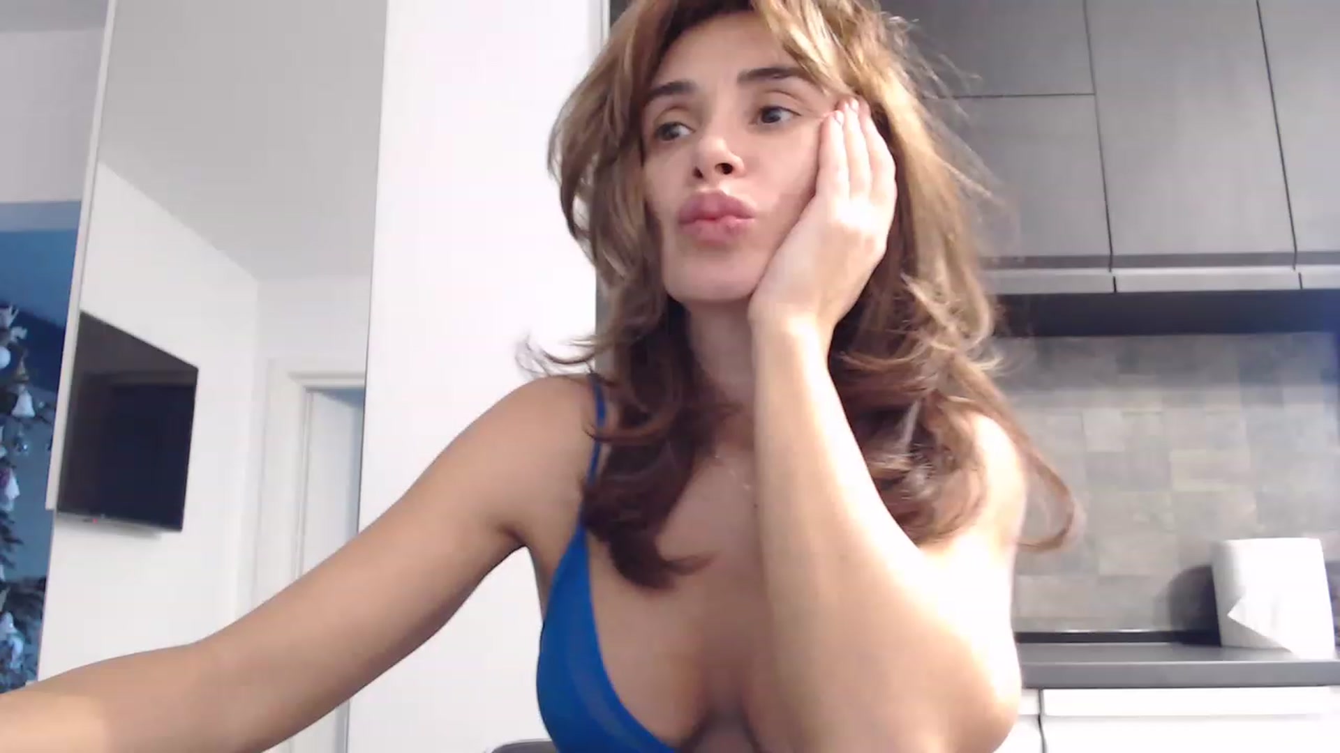 Gallery image thumbnail from NormalGirl's myfreecams stream on, 12/28/2022, 13:45 image 3 of 20