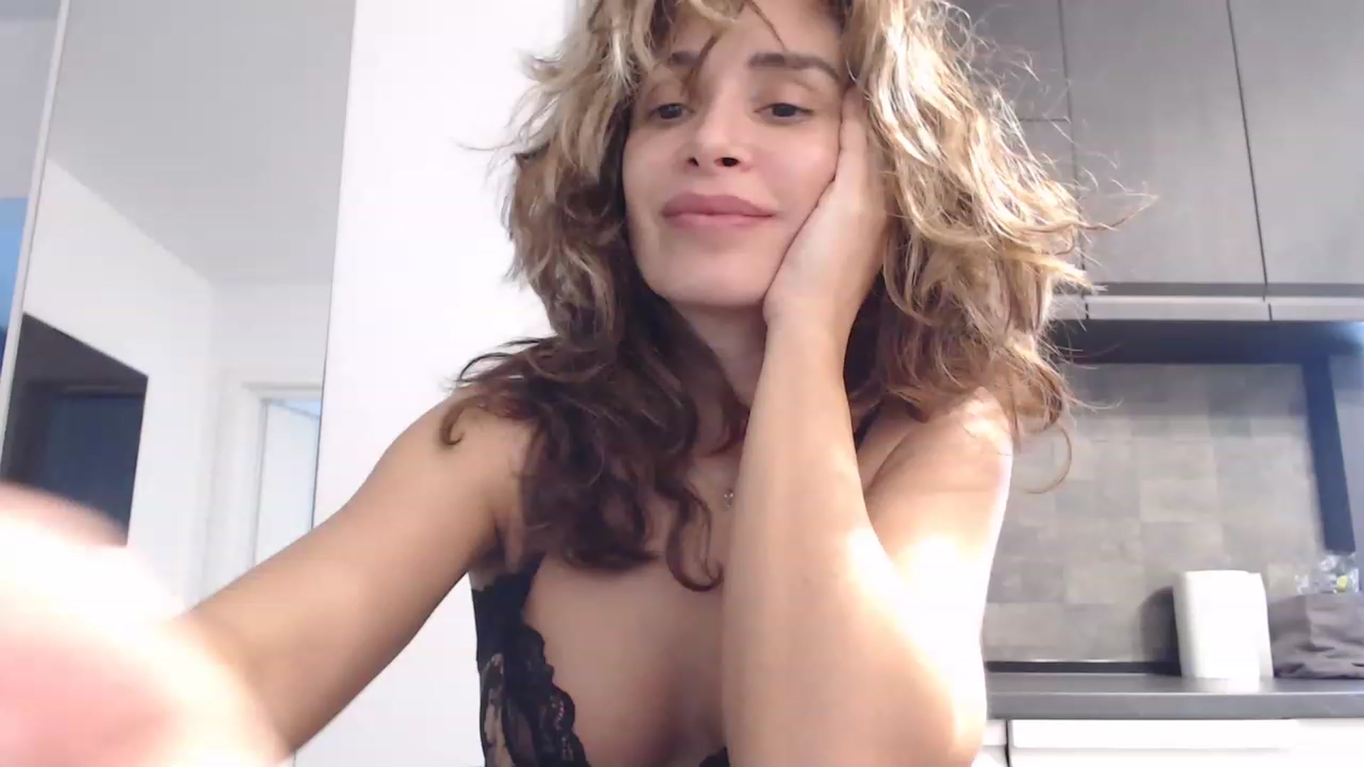 Gallery image thumbnail from NormalGirl's myfreecams stream on, 01/03/2023, 12:46 image 18 of 20