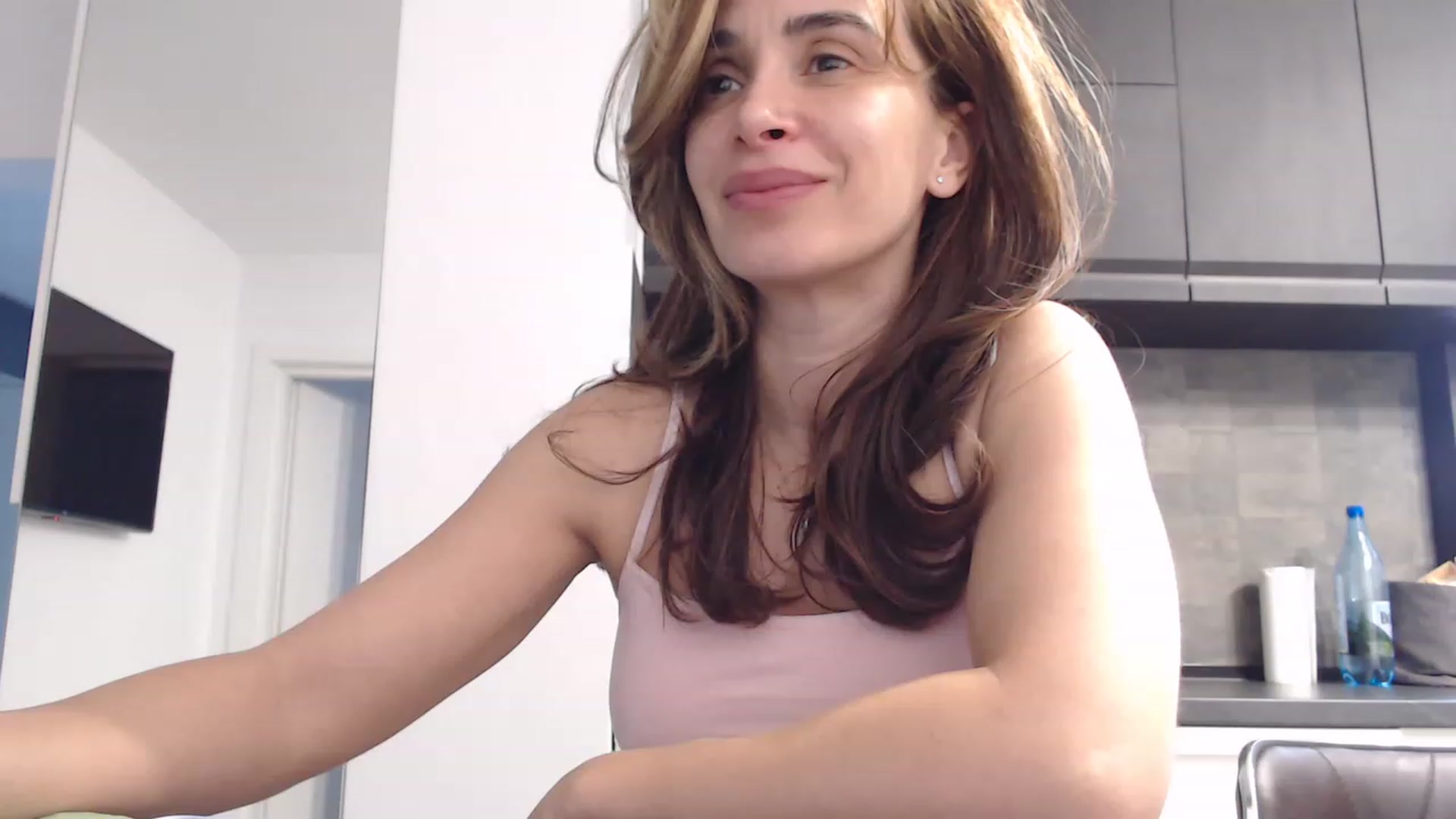 Gallery image thumbnail from NormalGirl's myfreecams stream on, 03/16/2023, 13:56 image 6 of 20