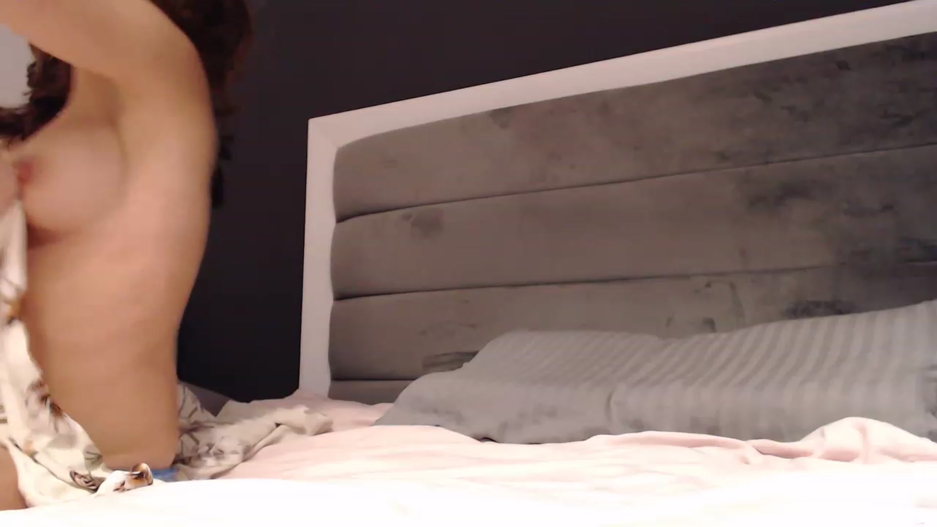 Gallery image thumbnail from NormalGirl's myfreecams stream on, 04/02/2023, 17:52 image 19 of 20