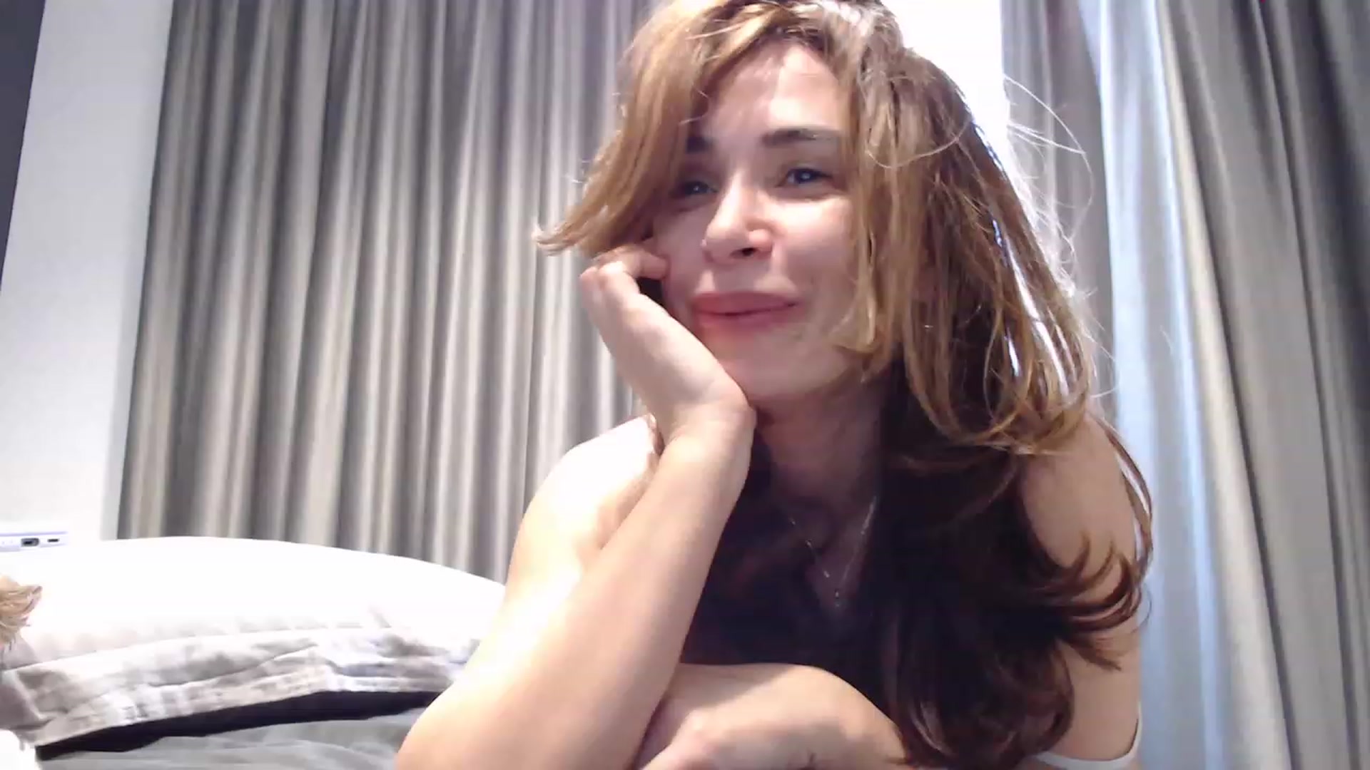 Gallery image thumbnail from NormalGirl's myfreecams stream on, 04/09/2023, 11:34 image 6 of 20