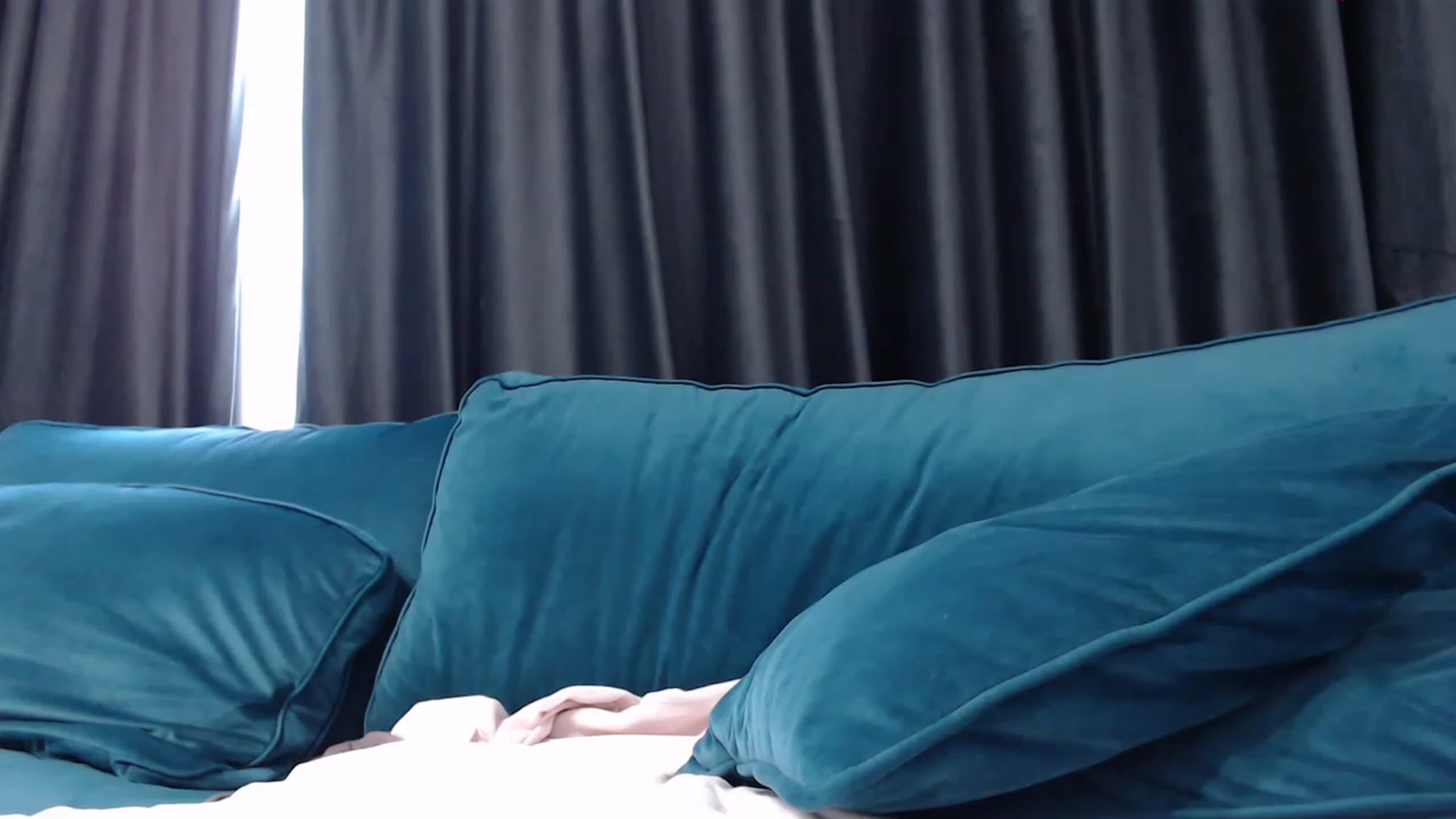 Gallery image thumbnail from NormalGirl's myfreecams stream on, 07/06/2023, 05:14 image 2 of 20